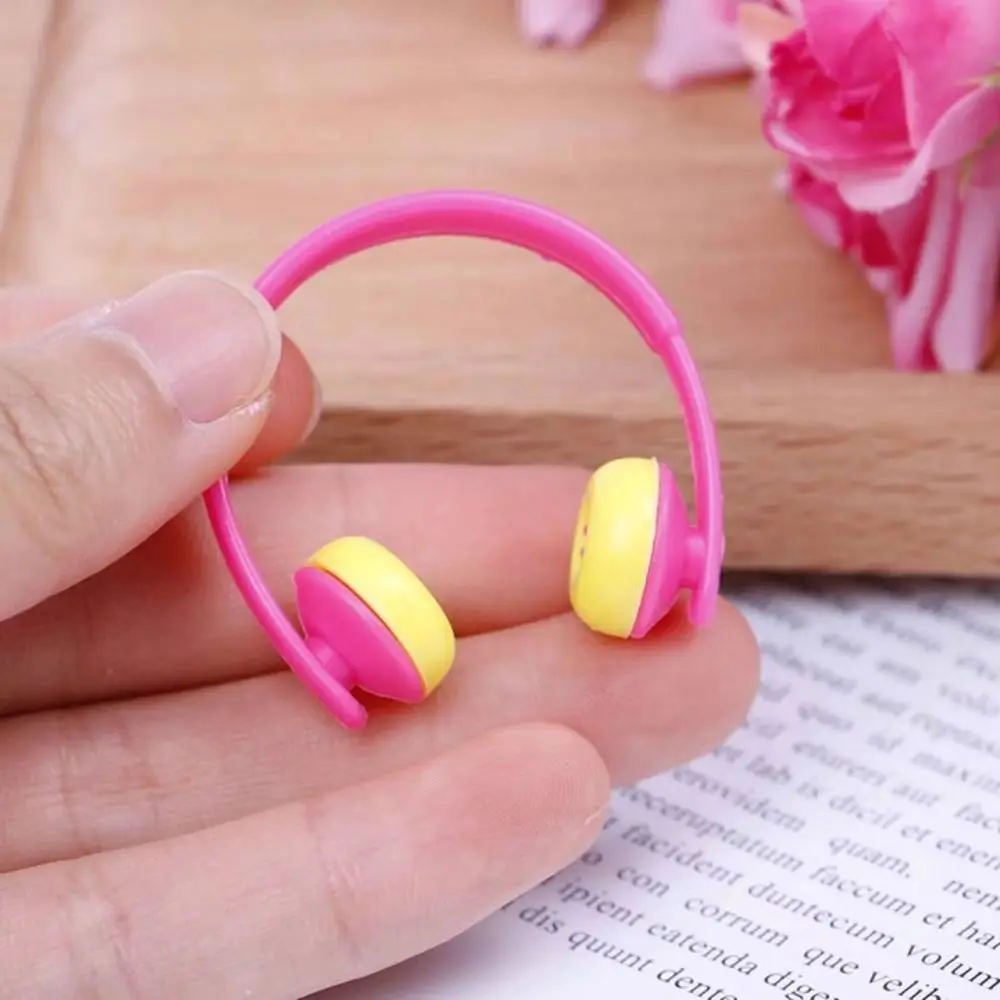 Dollhouse Props Miniature Headset Model Classic Toys Simulation Dollhouse Headphone Model Plastic Model Doll Headset Toy