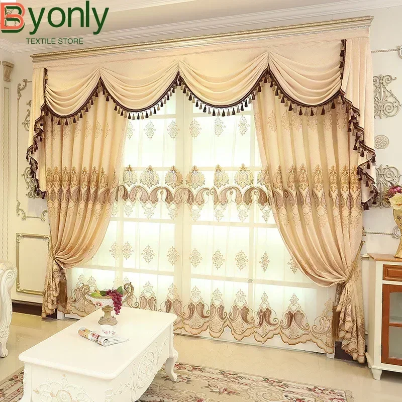 Cortina bordada europea de chenilla para sala de estar, dormitorio, ventana francesa de lujo, telón de fondo, cenefa de cortina Beige elegante