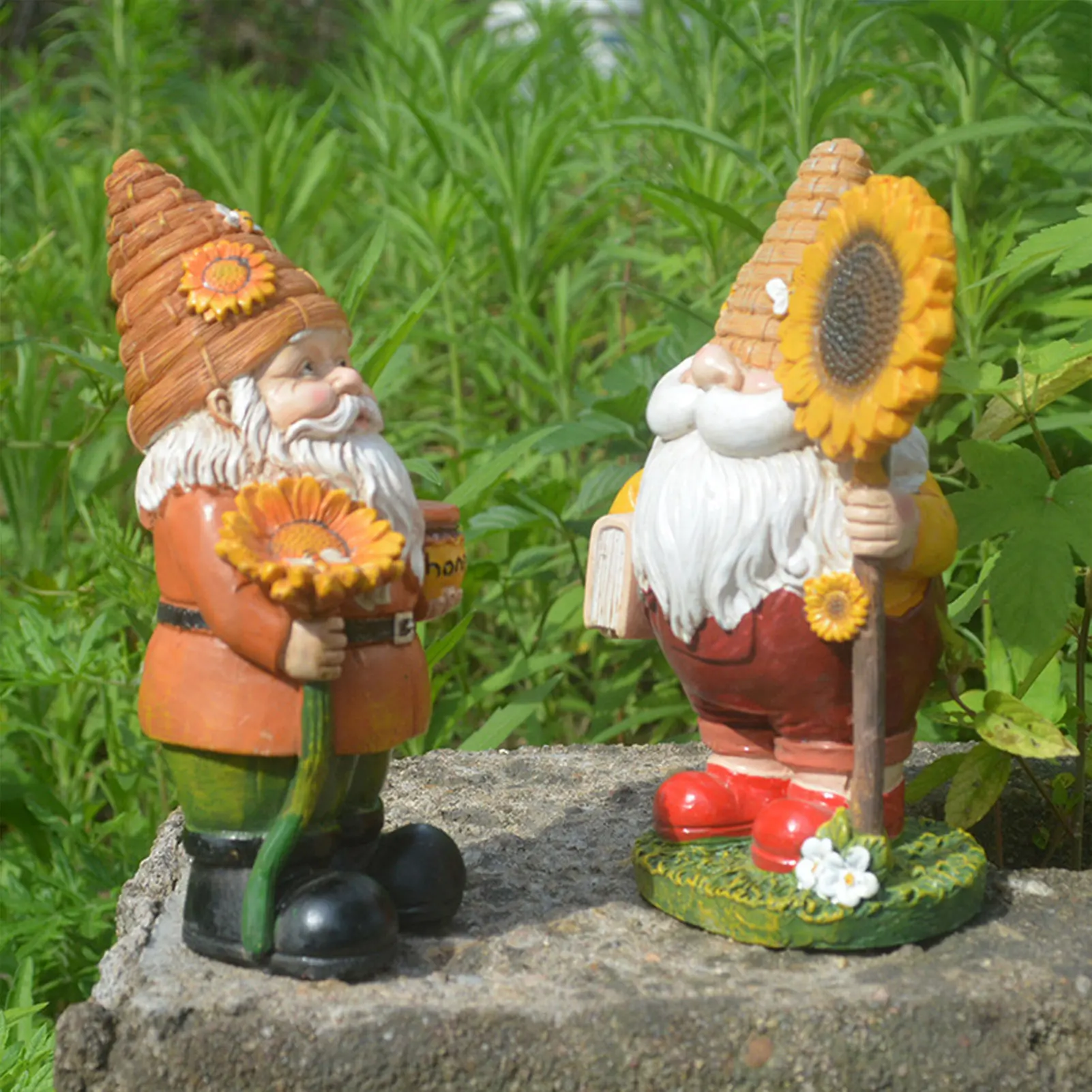 Holding Sunflower Gnome Figurine Enhance Yard Landscaping Dwarf Resin Statue For Bookshelf Living Room Decor Beekeeper Crafts