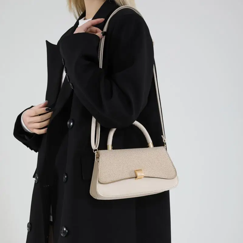 

Temperament Casual Trendy Large Capacity Women's Shoulder Crossbody Underarm Tote Bag