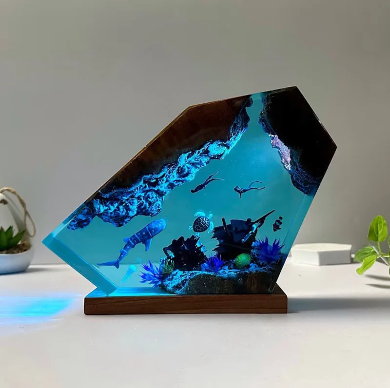 

Customized Items Resin Table Light Ocean Animals Landscape LED Night Light Creative Artistic Room Decoration Lamp USB Charge