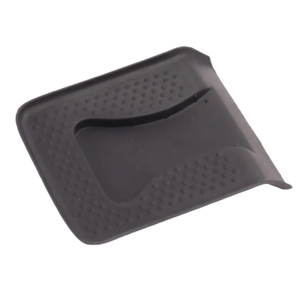 

Plastic Black Rubber Pad European Center Console Armrest Drink Cup Holder Pad For VW Je.tta MK5 Golf MK6 Scirocco