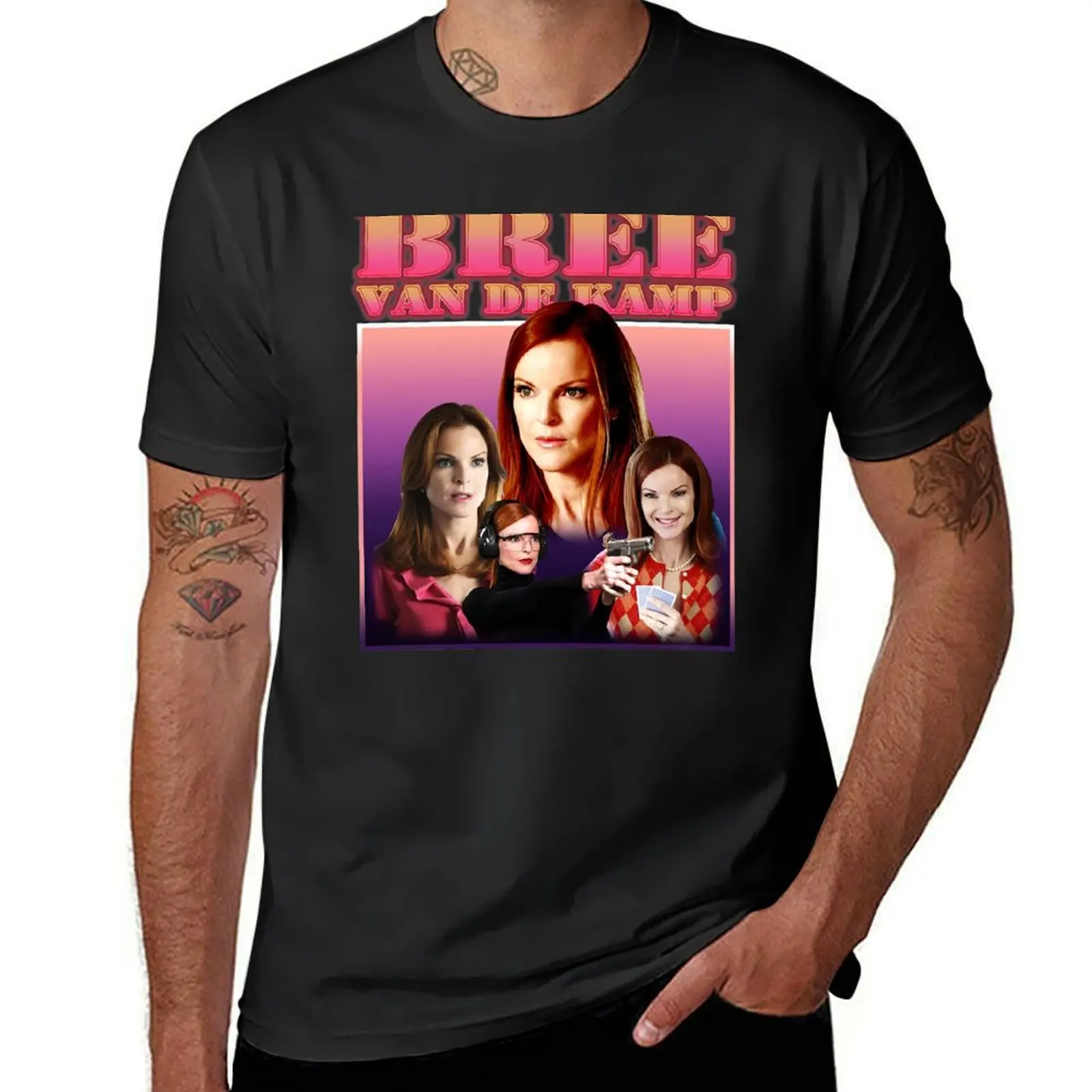 

Bree-Van-De-Kamp-Homage T-Shirt Short sleeve tee cute tops anime summer clothes fitted t shirts for men