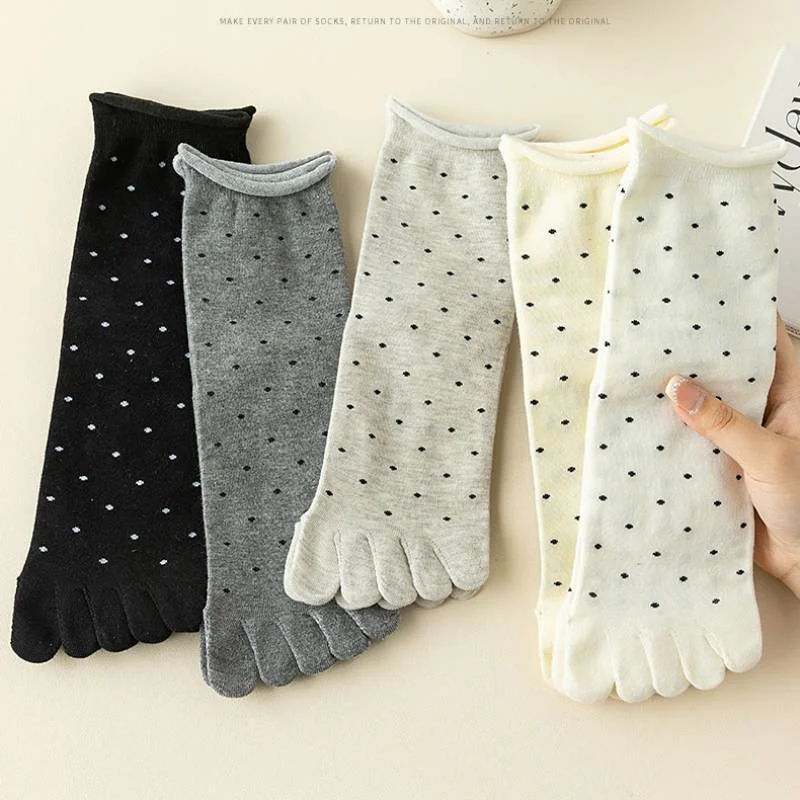1 Paar Zehensocken für Damen, mittellange Fünf-Finger-Socken, niedliche Punkte, hochwertige Baumwoll-Crew-Socken mit separaten Fingern – Detail 6