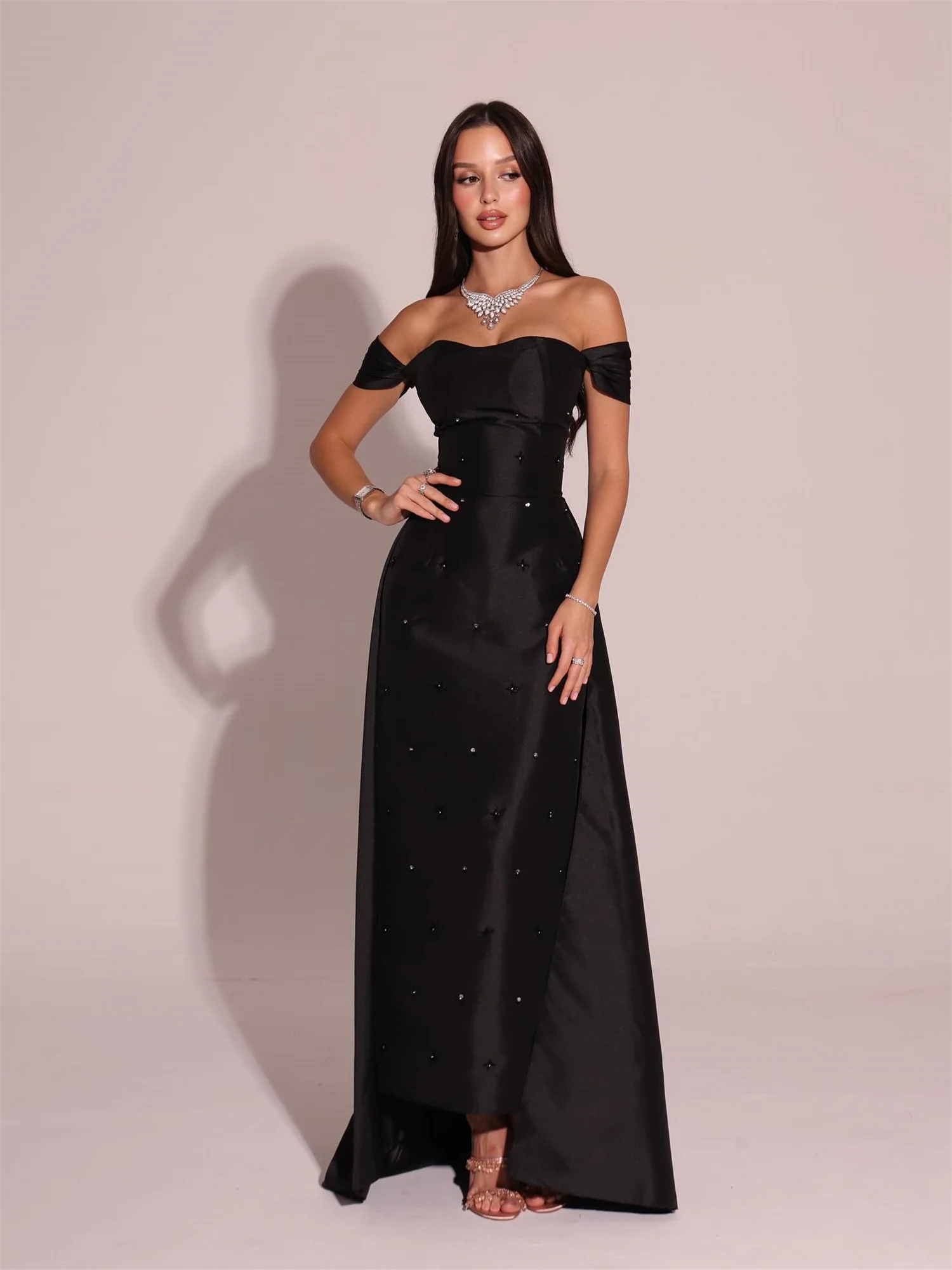 Sukienka Lorrtta na bal, eleganckie sukienki damskie na wesele, sukienki na przyjęcie, satynowa czarna sukienka wieczorowa z odkrytymi ramionami