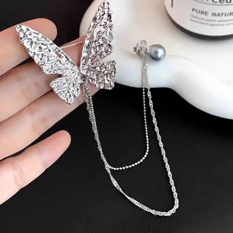 Broche borboleta para mulheres, acessório de roupas moderno e exclusivo, broche floral requintado
