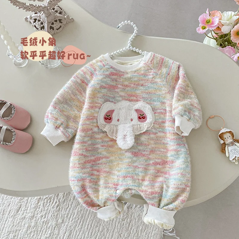 

Baby Super Cute Jumpsuit 2025 New Winter Baby Embroidery Patch Fabric with Plush Crawling Clothes for Newborns