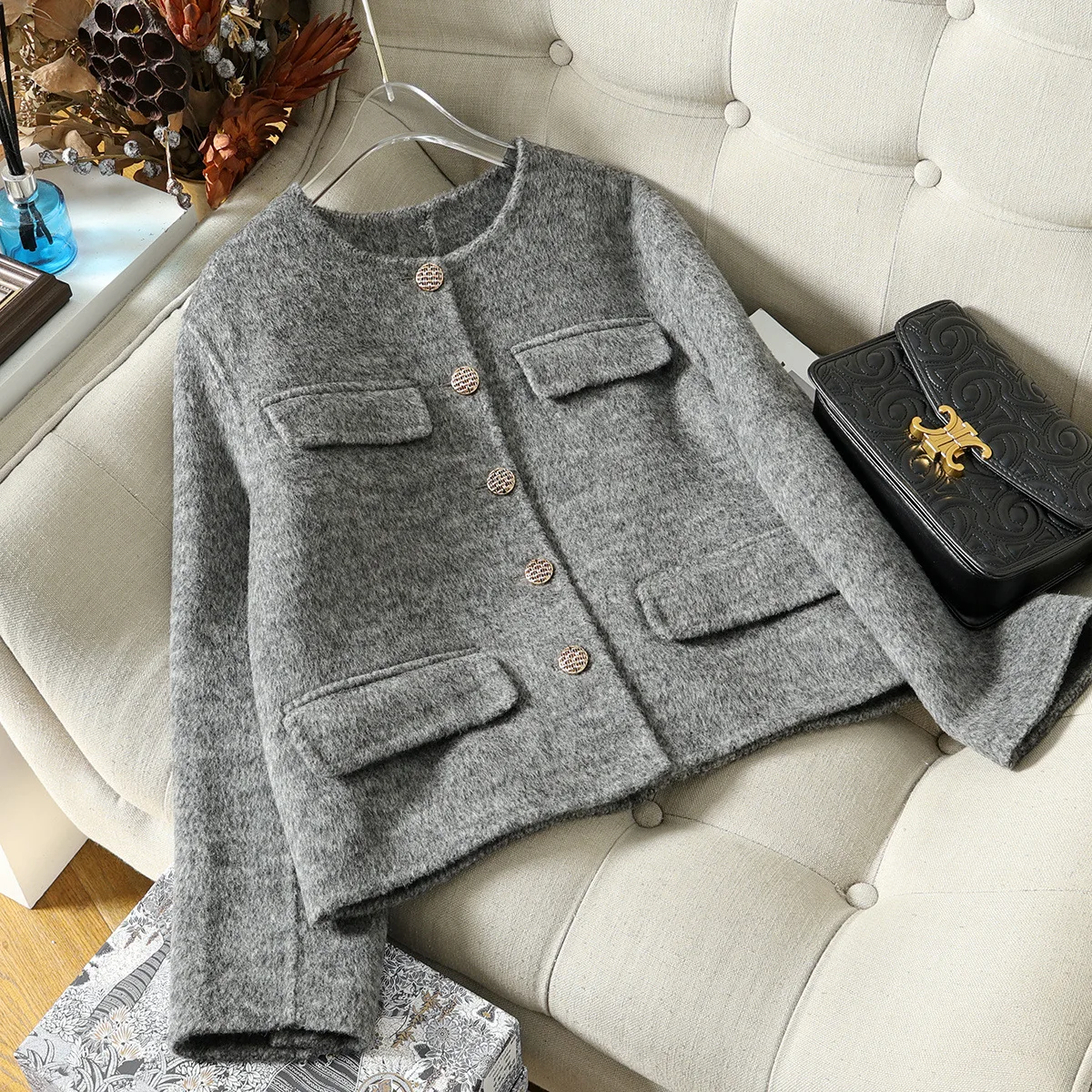 

Women's clothing 2023 autumn and winter new temperament round neck short French celebrity small fragrant woolen short coat women