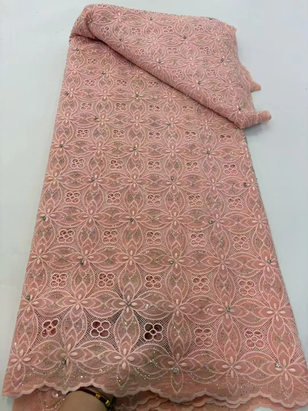 

Luxury African Lace Wedding Laser Embroidery Sequins Water-soluble Fabric European Plant Pattern Children's Women Clothing Sew