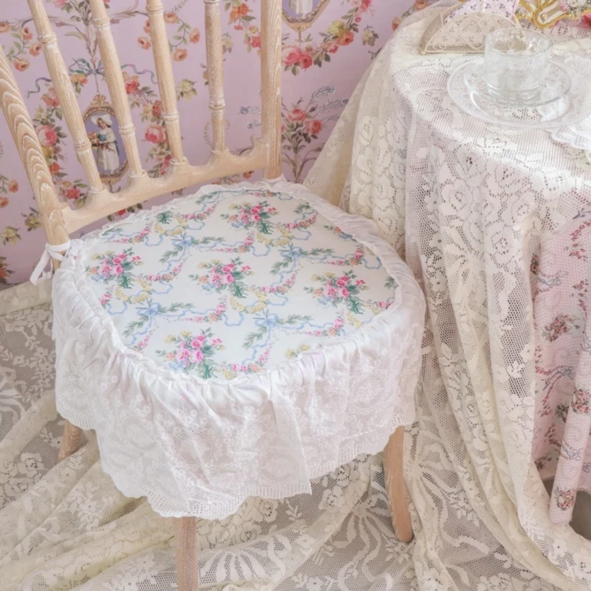 40 * 40cm floral cushion with ruffled edges, female seat cushion, house table and chair decoration