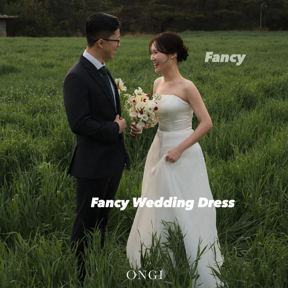

Fancy Simple Soft Satin Korea Wedding Dress A Line Strapless Bridal Gown Floor Length Back Corset Customized