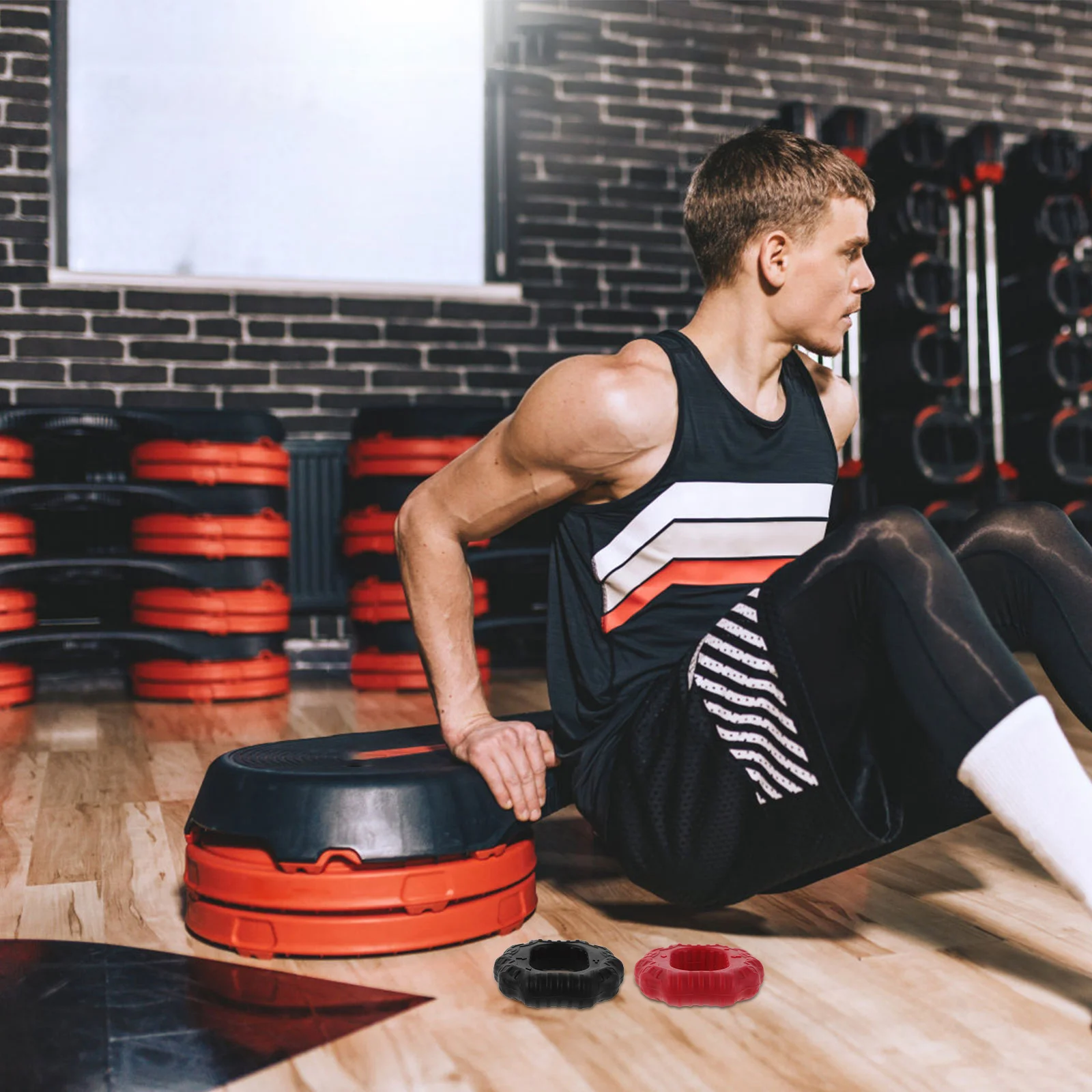 

2pcs Silicone Hand Gripper Adjustable Resistance 30Lb 60Lb Wrist Forearm Finger Trainer Portable Fitness Grip Strengthener