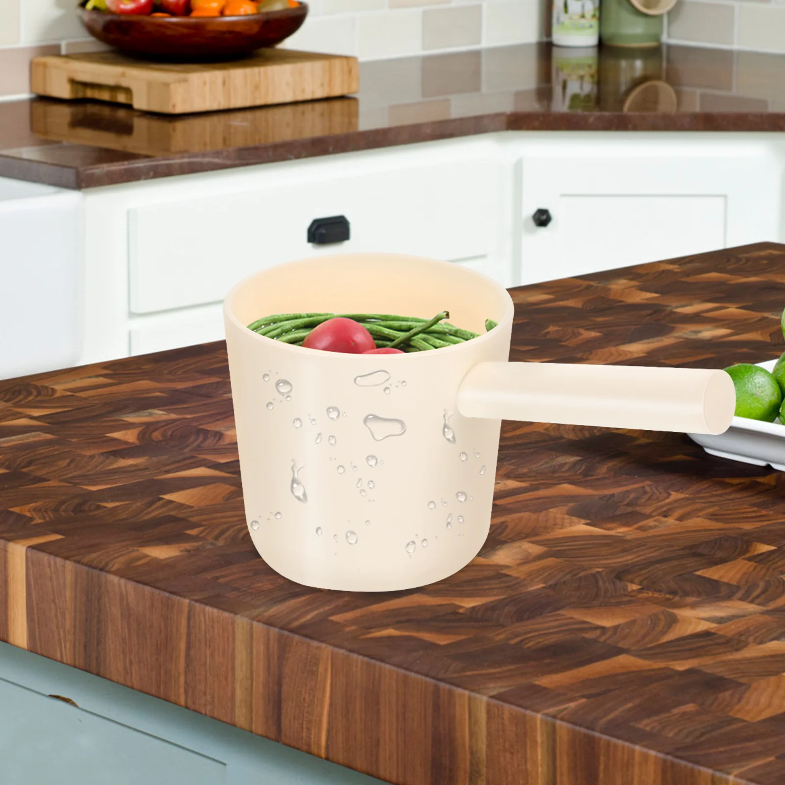 

2pcs Thicken Water Ladle Plastic Kitchen Water Scoop Long Handle Bathing Ladle For Kids Household Watering Multipurpose Dipper