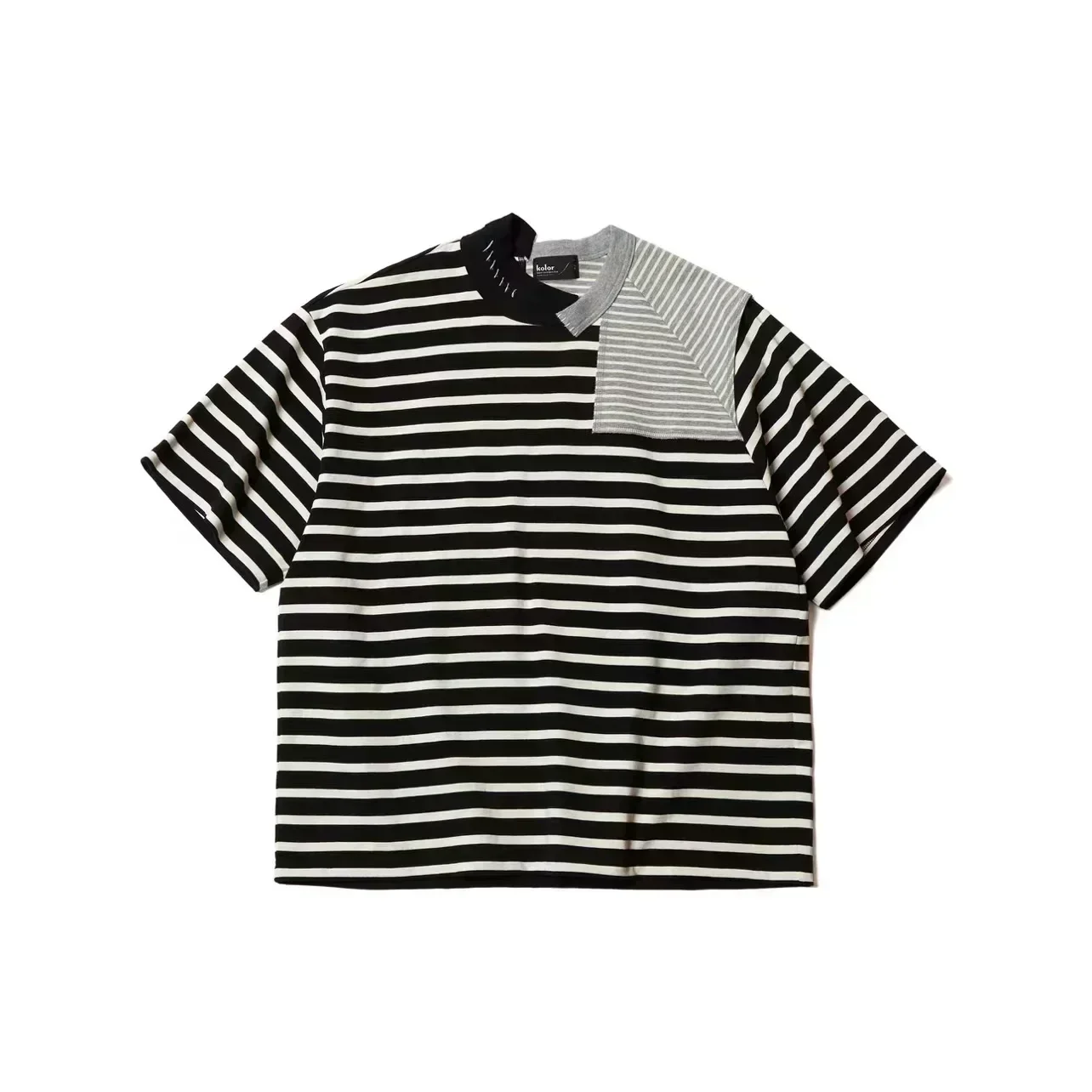 22SS KOLOR Japanese Round Neck Short Sleeve Summer Loose T-shirt Simple Style Two Color Stripe Stitching Irregular Cut Tees