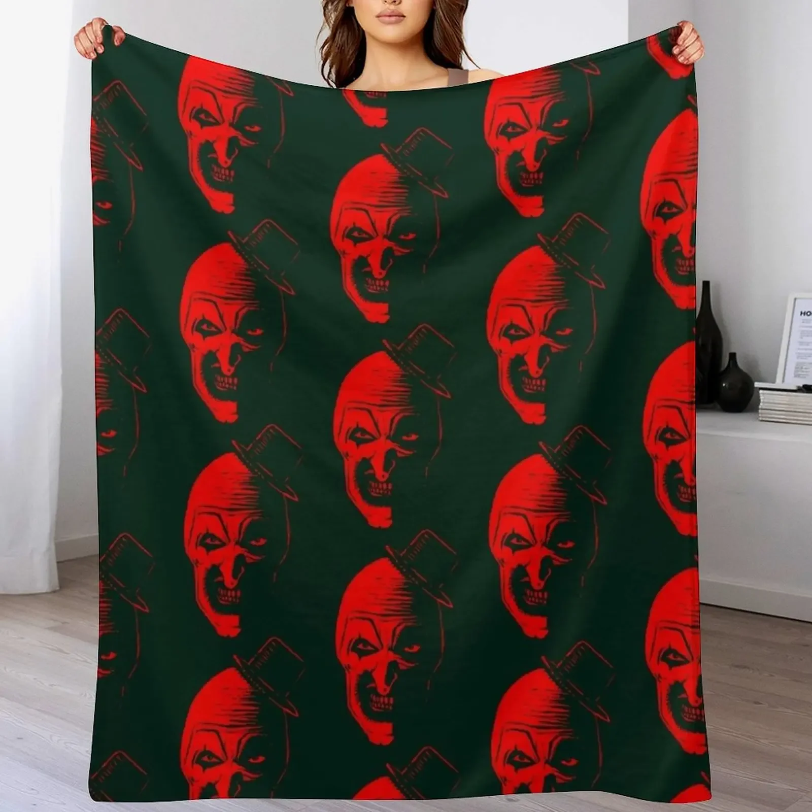 

Art the Clown the creepy blood red Throw Blanket Breathable Lightweight Blanket for Adults Kids