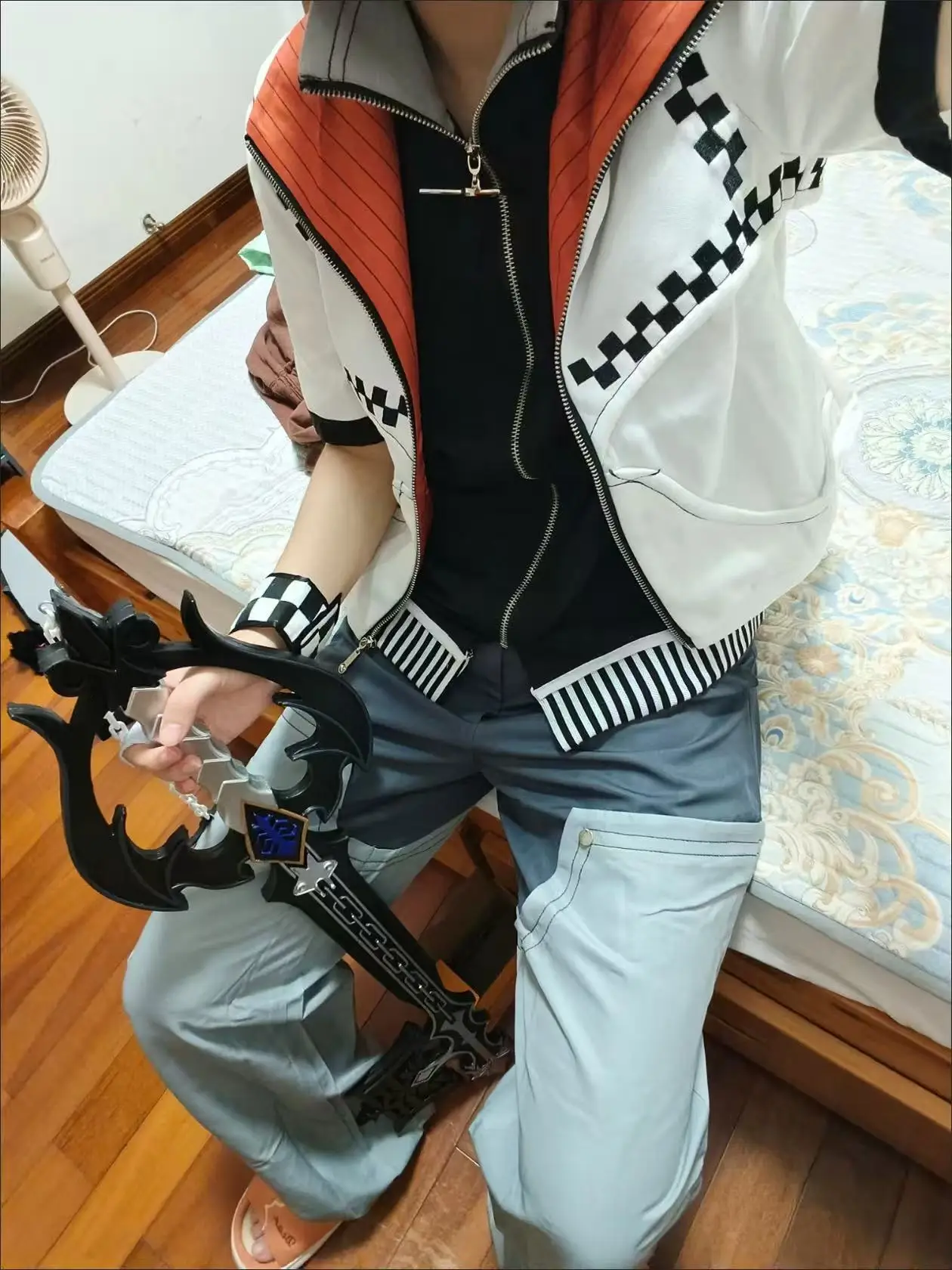 Anime Kingdom Hearts Roxas Cosplay Kostüm Weißer Mantel Outfit Anzug Halloween