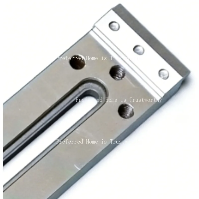 

Подходит для одного удлиненного держателя из нержавеющей стали размером 220x50x15 мм для станков для резки проволоки.