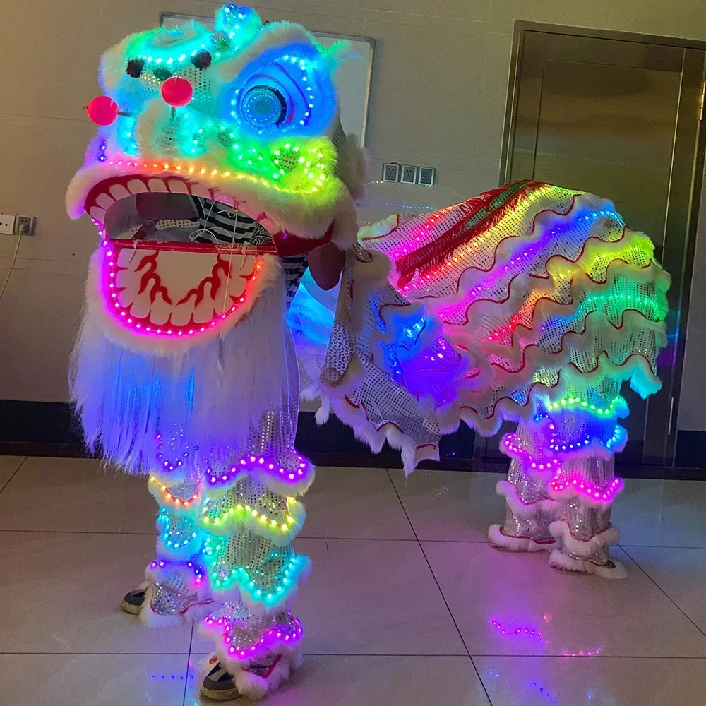 Bar LED light lion amusement park lion dance props Chinese traditional performance of two LED light south lion atmosphere props