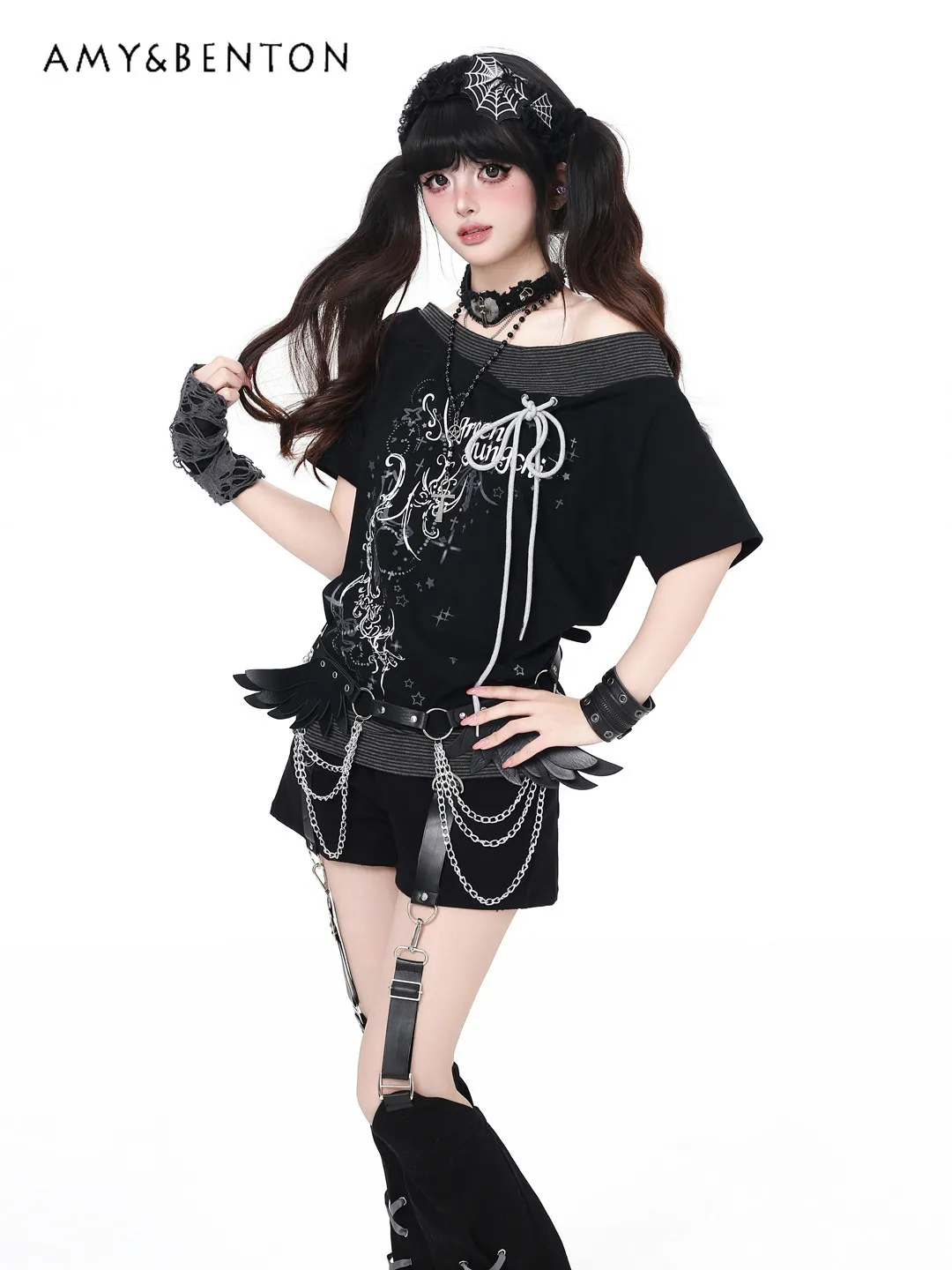 

Subculture Slanted Shoulder Striped Splicing Fake Two Pieces Loose T-shirt Women's Summer New Sweet Cool Girl Slim Short Tops