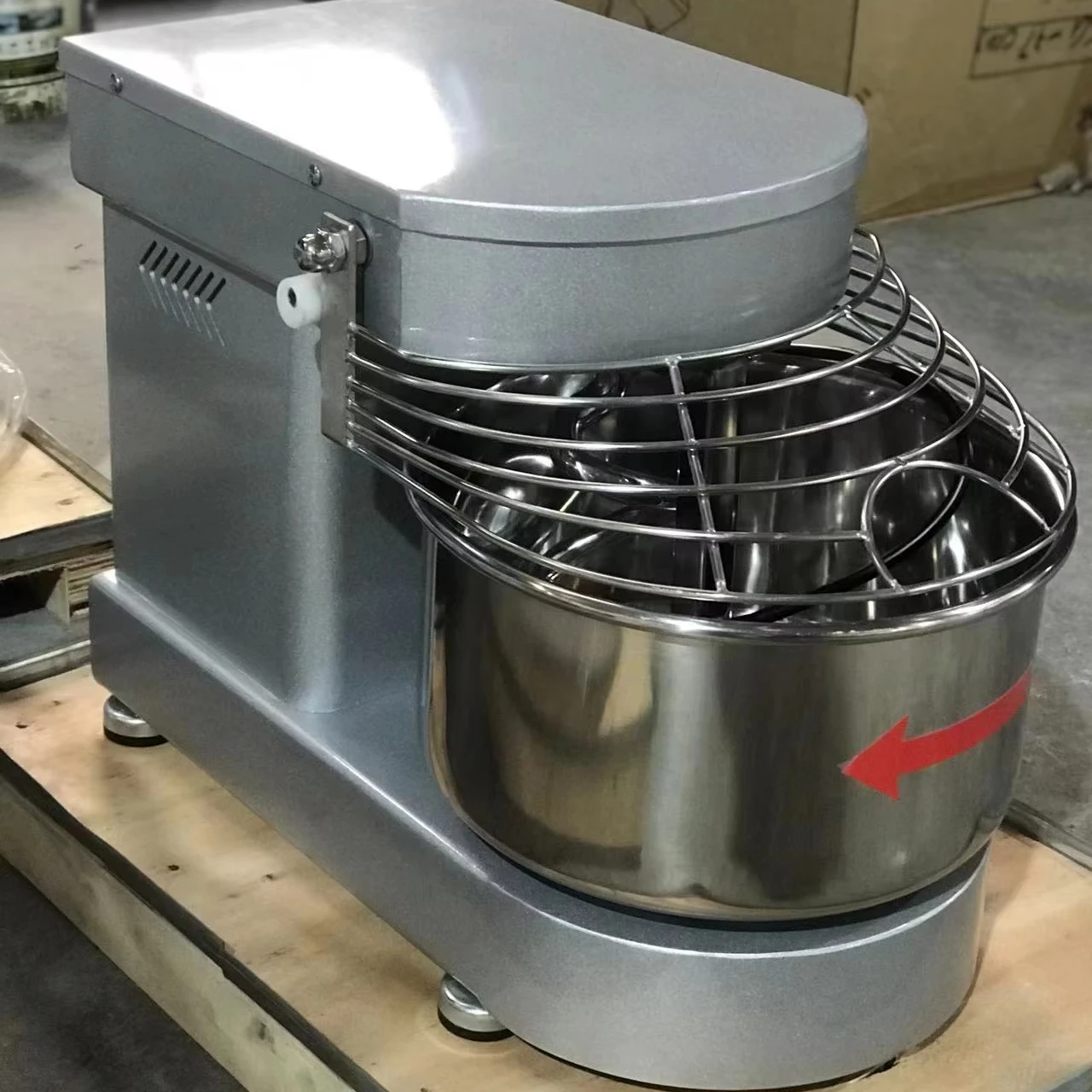 New Arrival Bakery Machine Factory Cheap Price Kneader Amasadora Spiral Dough Mixer From China for Home Use 3KG 7L
