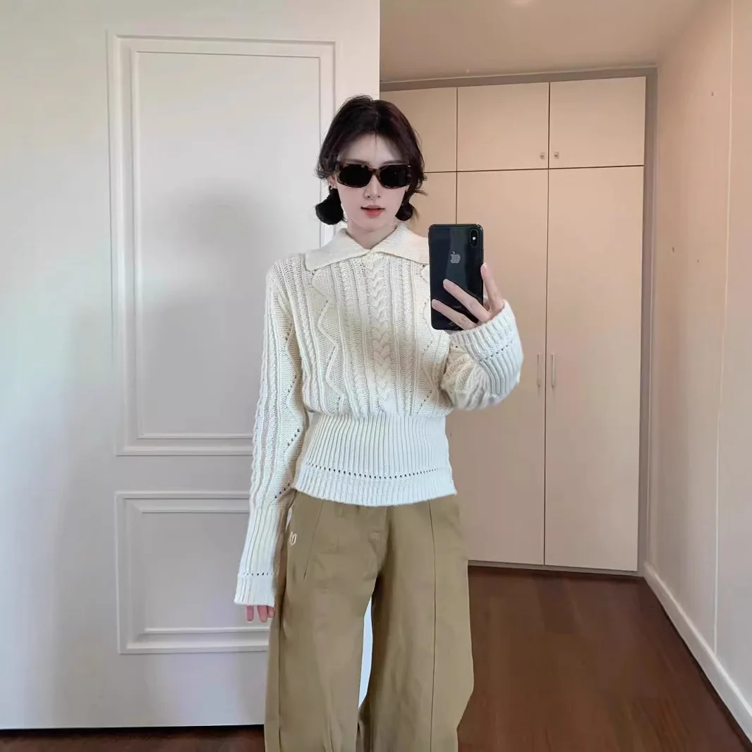

Women Knitting Sweater 2025 Autumn Winter Women's Knit Top White Thickened Lapel Cable Stitch Waist Cinching Vibe Sweater