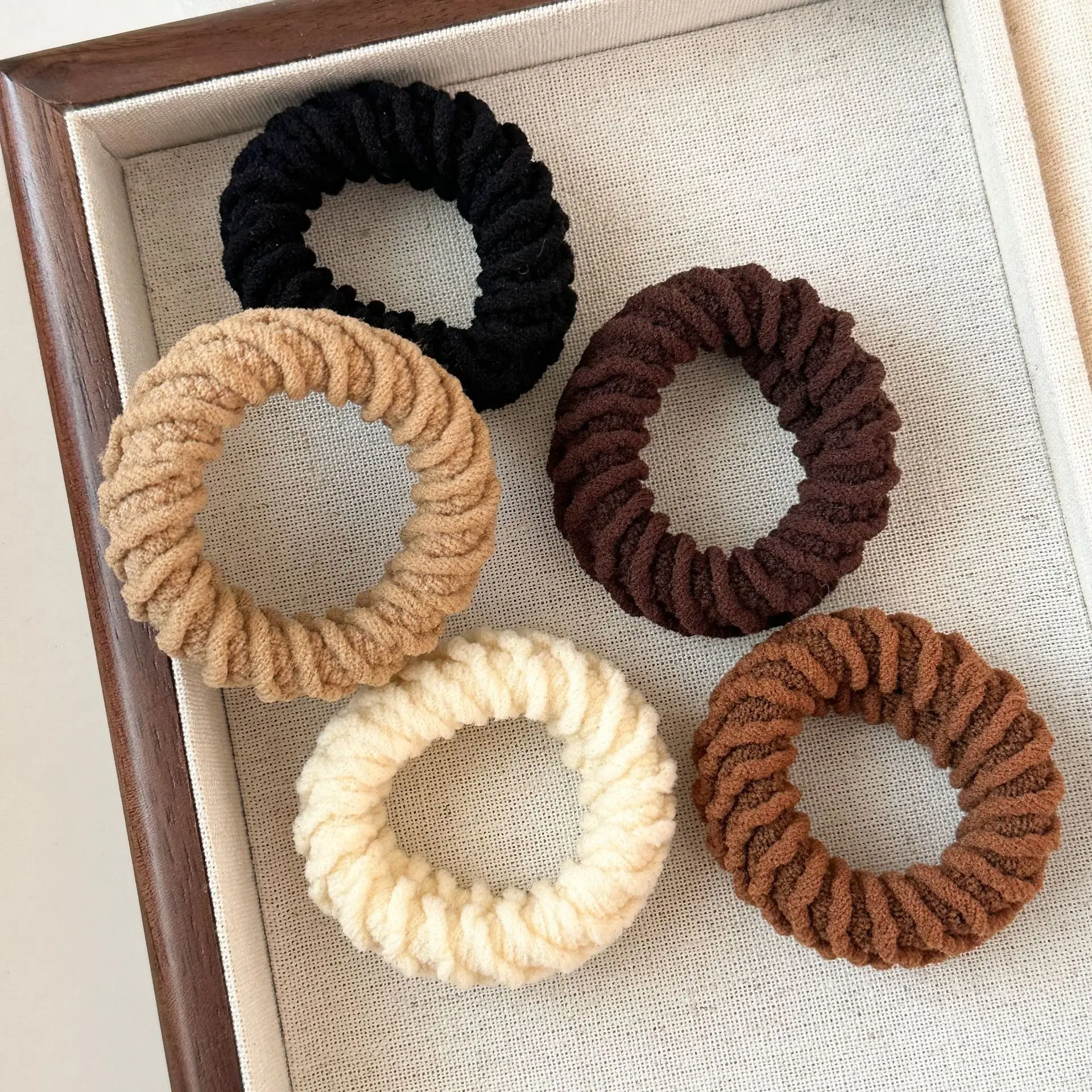 シームレステリーヘアタイ 高弾性 滑り止めシュシュ 女性用 厚いポニーテール用