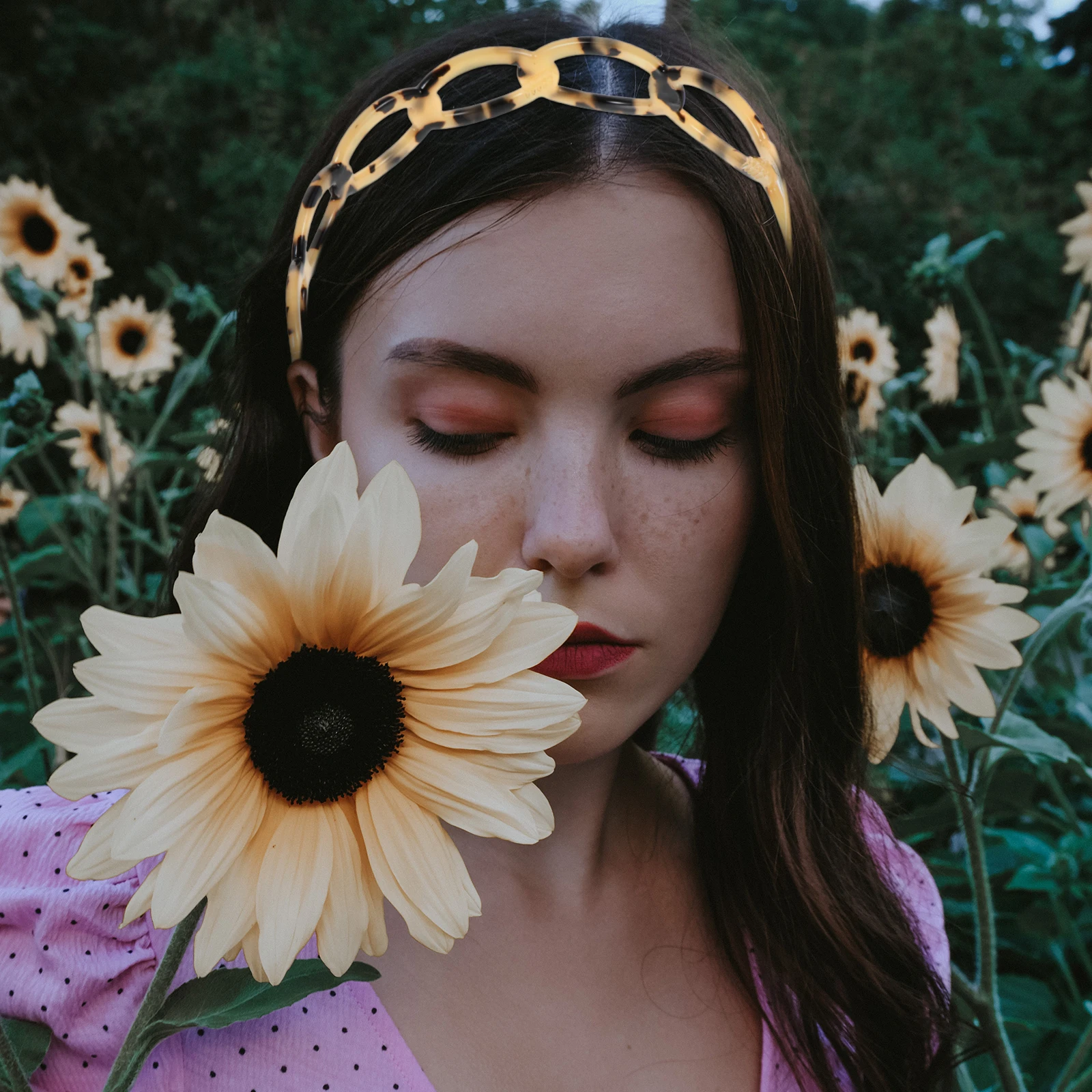 

2 Pcs Tortoiseshell Headbands Hollow Out Acrylic Teeth Design Women Hair Hoop No Slip Selfie Prop Everyday Wear