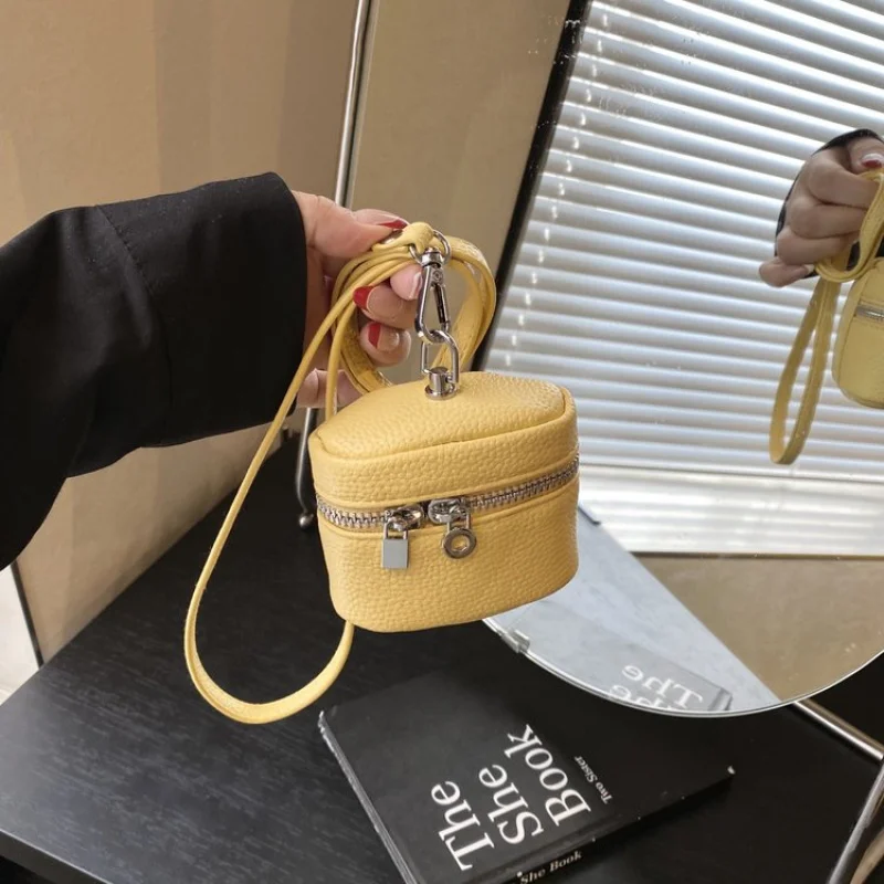 

Premium Women's Crossbody-Bag Crafted From Comet-Patterned Leather Boasting Ukraine Vintage Spacious Soft Daily Look