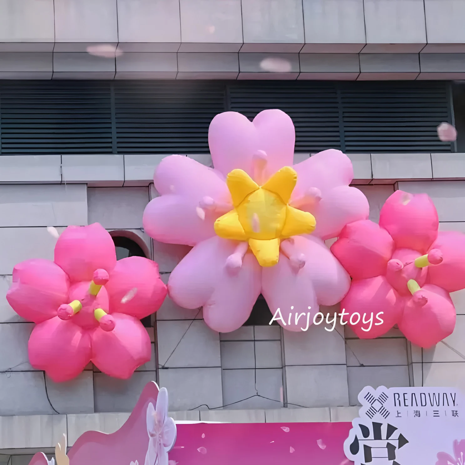 Nadmuchiwany model kwiatu, symulacja świecącej rośliny, kwiat, dekoracja do centrum handlowego, duża dekoracja dla influencera, kwiat brzoskwiniowy