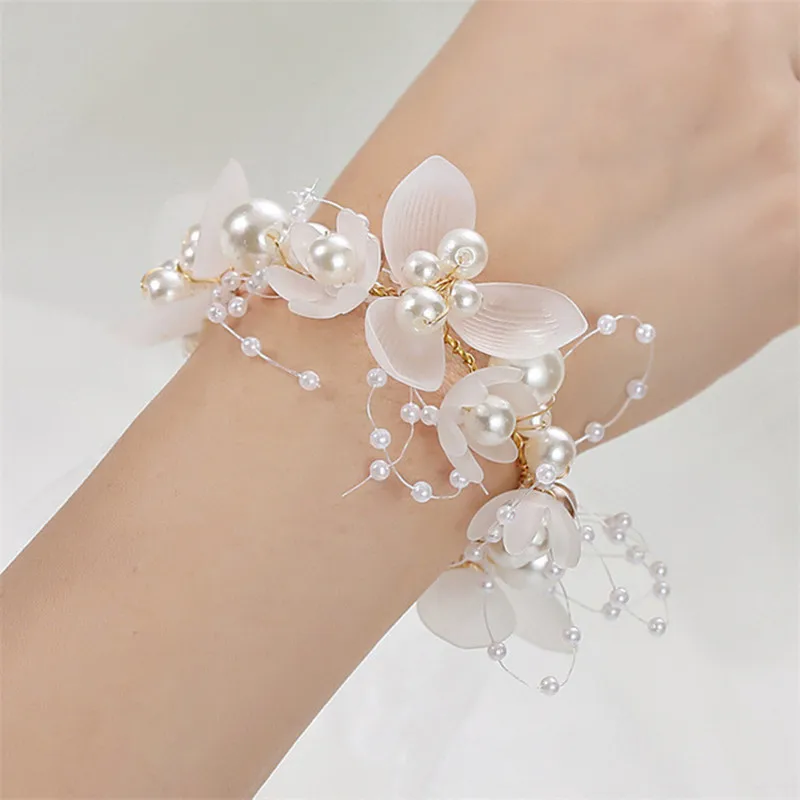 Fashion Pearl Wrist Flower for Girls Bridesmaid Wedding Lace-up Hand Flower Bridal Prom Accessories Dancing Party Decor ML