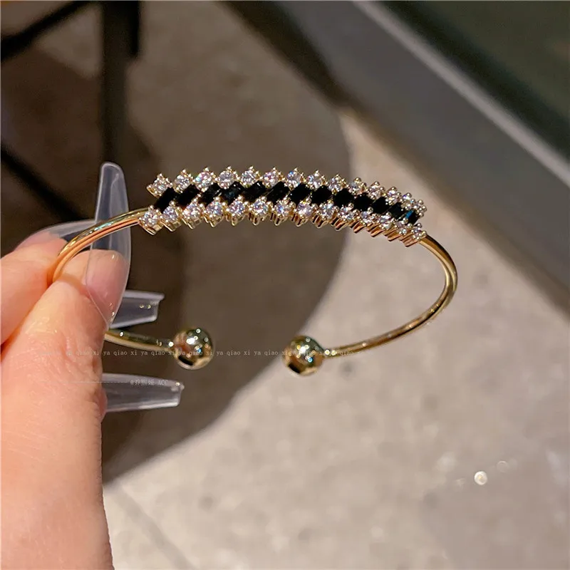 

CC браслеты-манжеты 18-каратное позолоченное белое циркониевое модное регулируемое браслет модные украшения аксессуары для вечеринок подарок