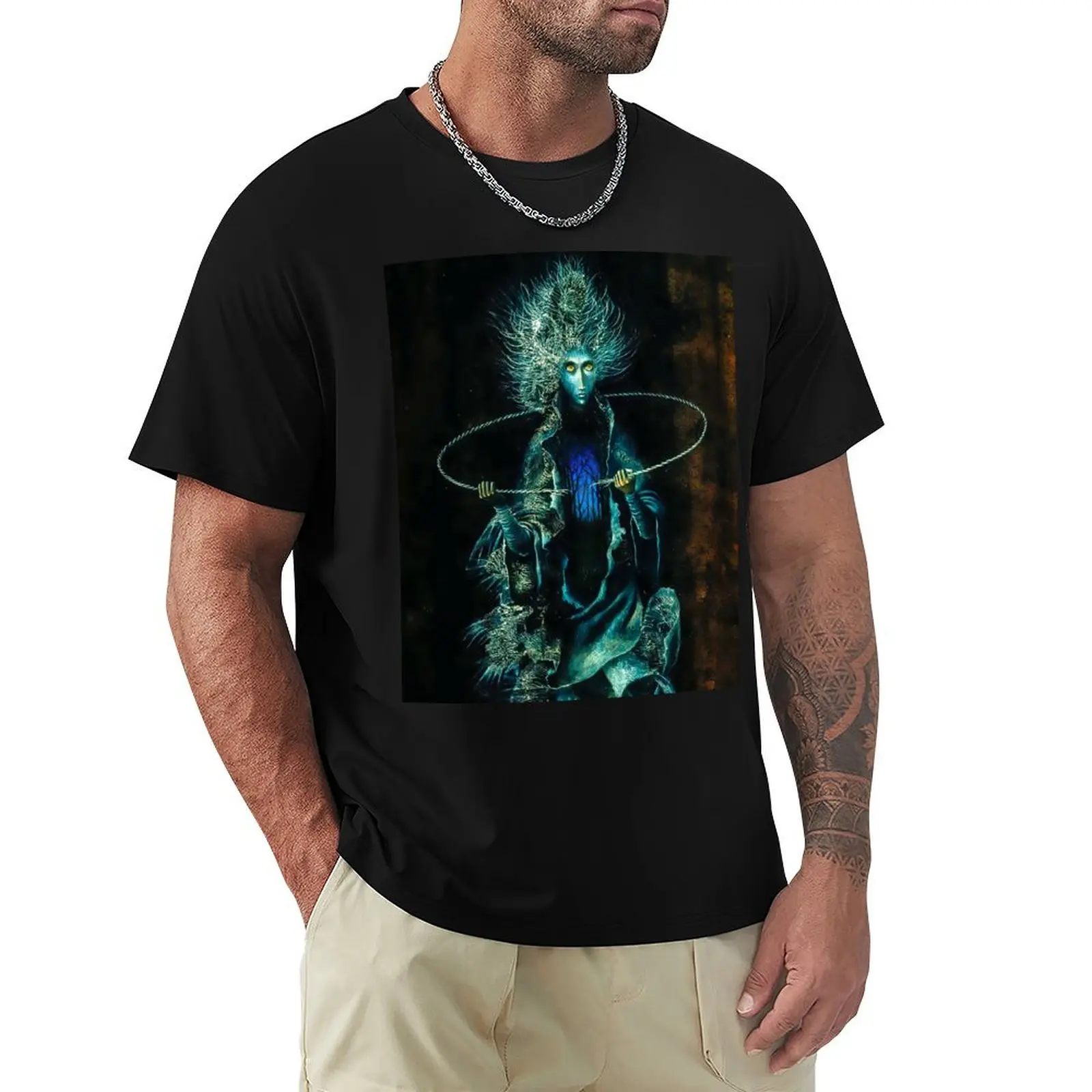 Breaking The Vicious Cycle (1962), by Remedios Varo T-Shirt Stylish Graphic Short Sleeve Top