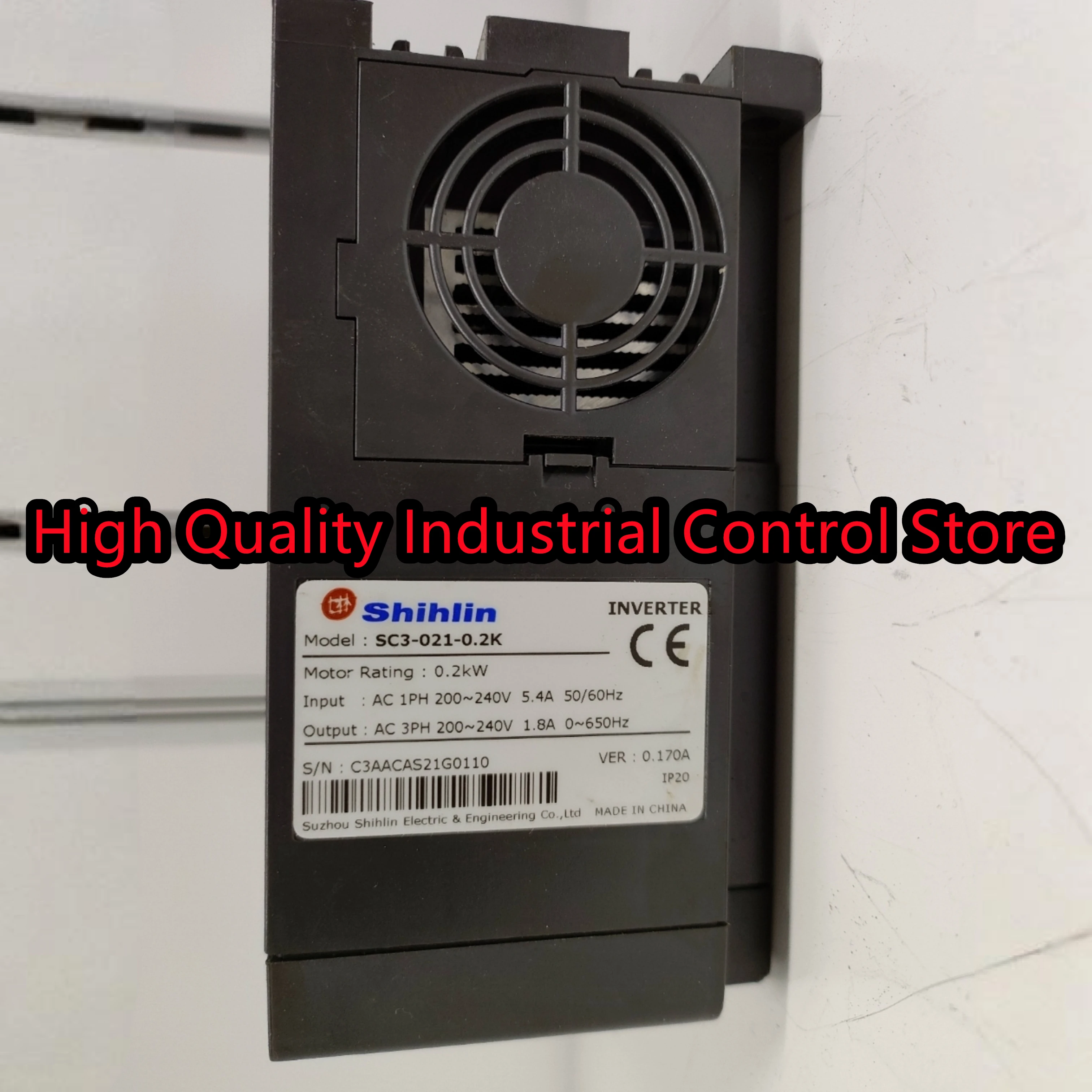 

New original SC3-021-0.2K SC3-021-0.4K Frequency converter