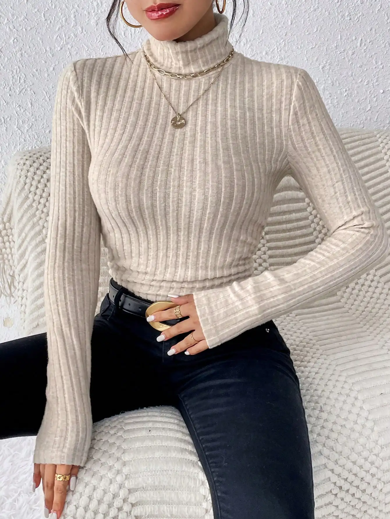 Jesień i zima Seksowna tekstura Pit Stripe Slim Knit Koszulka damska z długim rękawem Nowe topy damskie z wysokim dekoltem Casualowe topy damskie