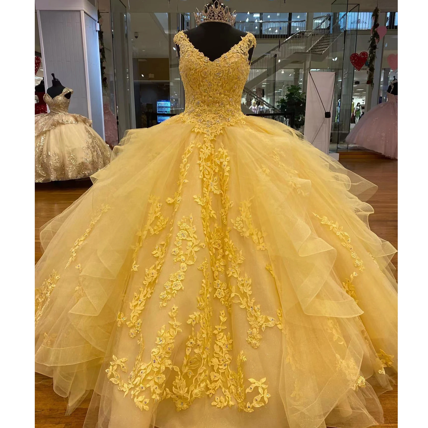 Vàng Quinceanera Áo Chiếu Trúc Hạt ĐÍNH HẠT CƯỜM Appliques Nơ Voan Cô Dâu BẦU VÁY Công Chúa Vũ Hội Đảng Đầm Áo De Soirée