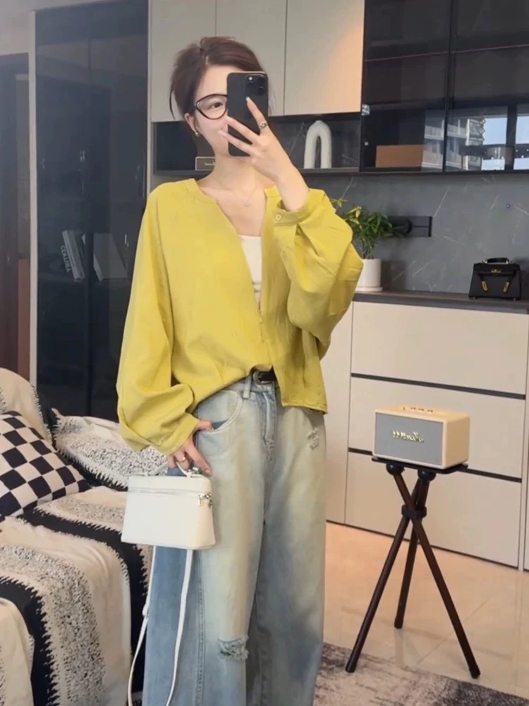 

White V-Ne Loose Long Sve Women's irt Spring Autumn Faion Korean Sle Versatile Slimming Top Commute Sle