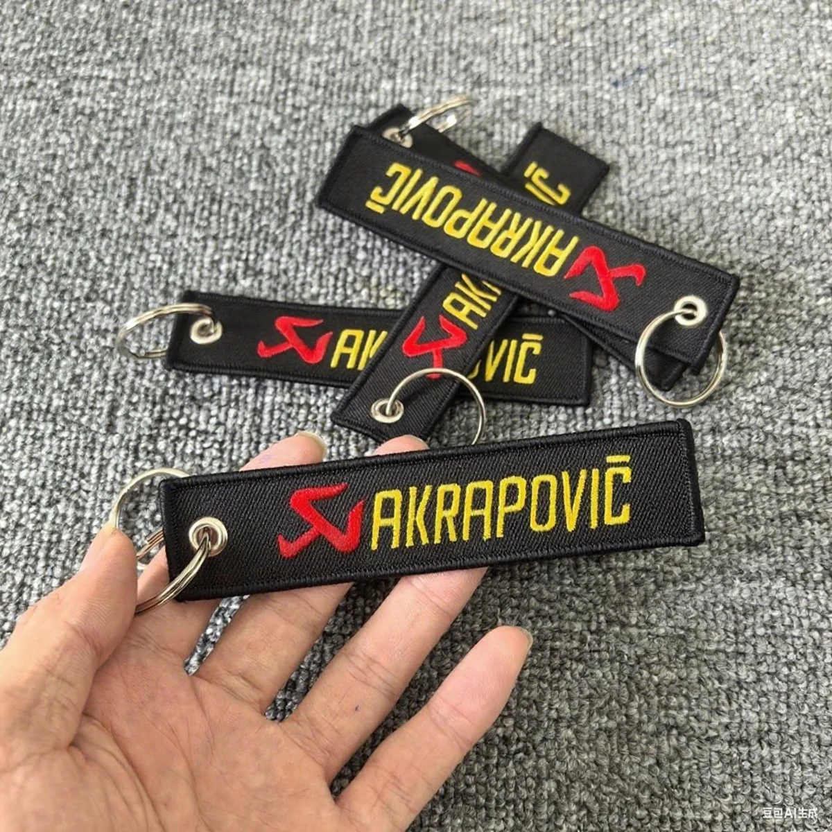 Двусторонний брелок с вышивкой, брелок для ключей, кулон, подарок для AKRAPOVIC