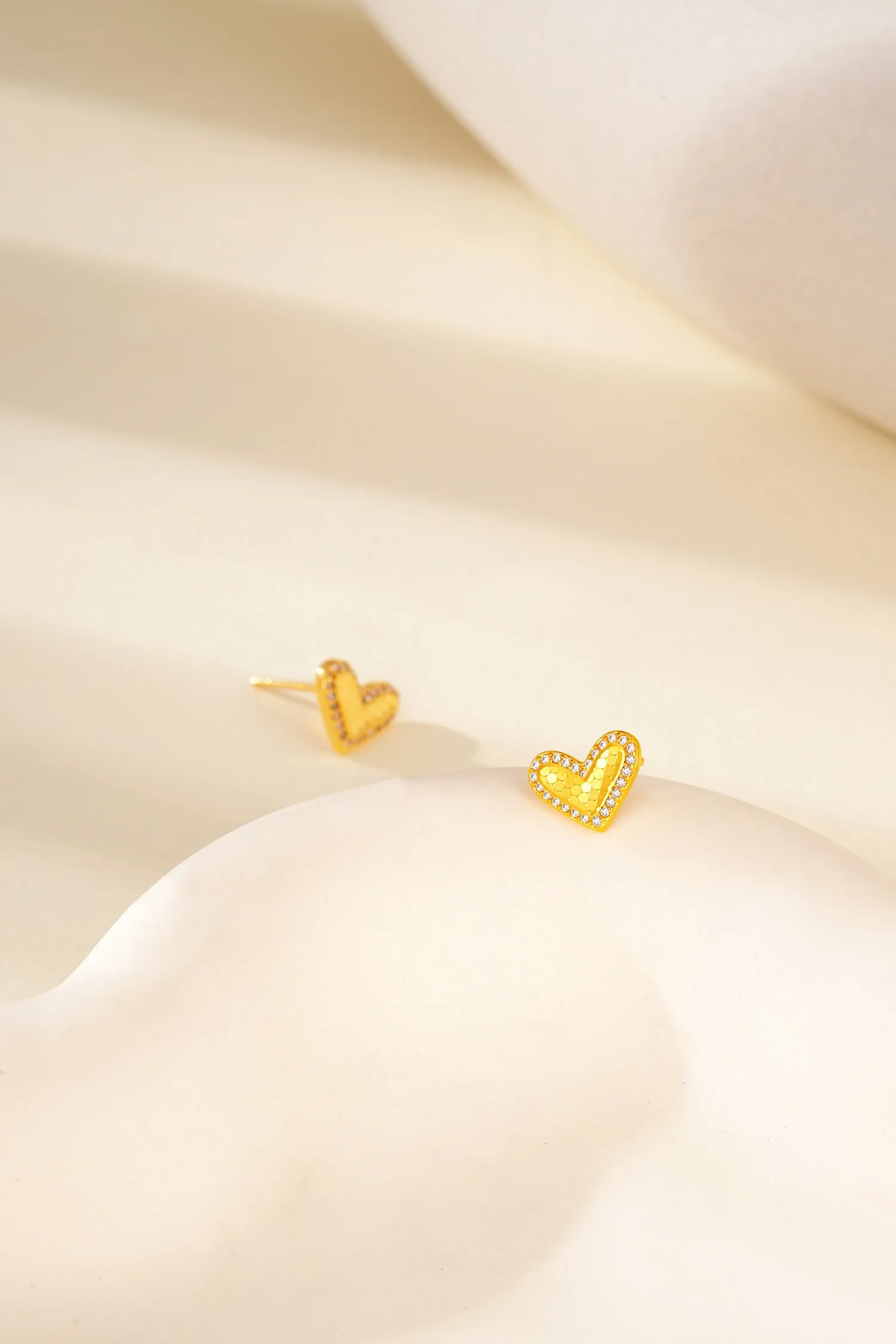 أقراط Lium Gems من الذهب عيار 24 قيراط من الفضة الإسترليني عيار 925 للنساء |   دانيتي القلب مكعب أقراط زركونيا