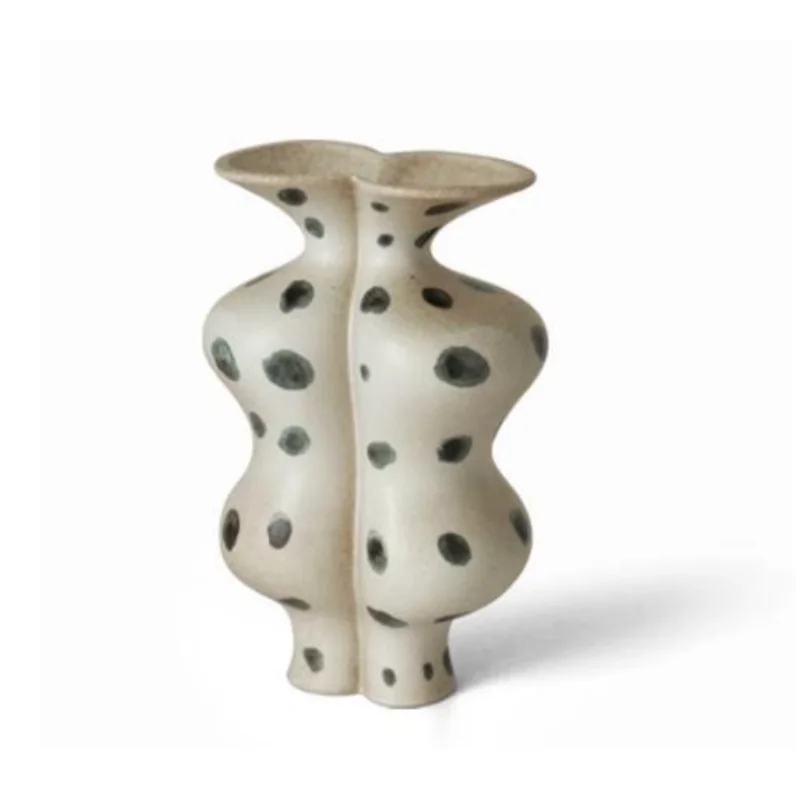 Hand-painted Ceramic Vase Chinese Retro Bottle Handcrafted Irregular Porcelain Vase Flower Pot Home Decoration Accessories