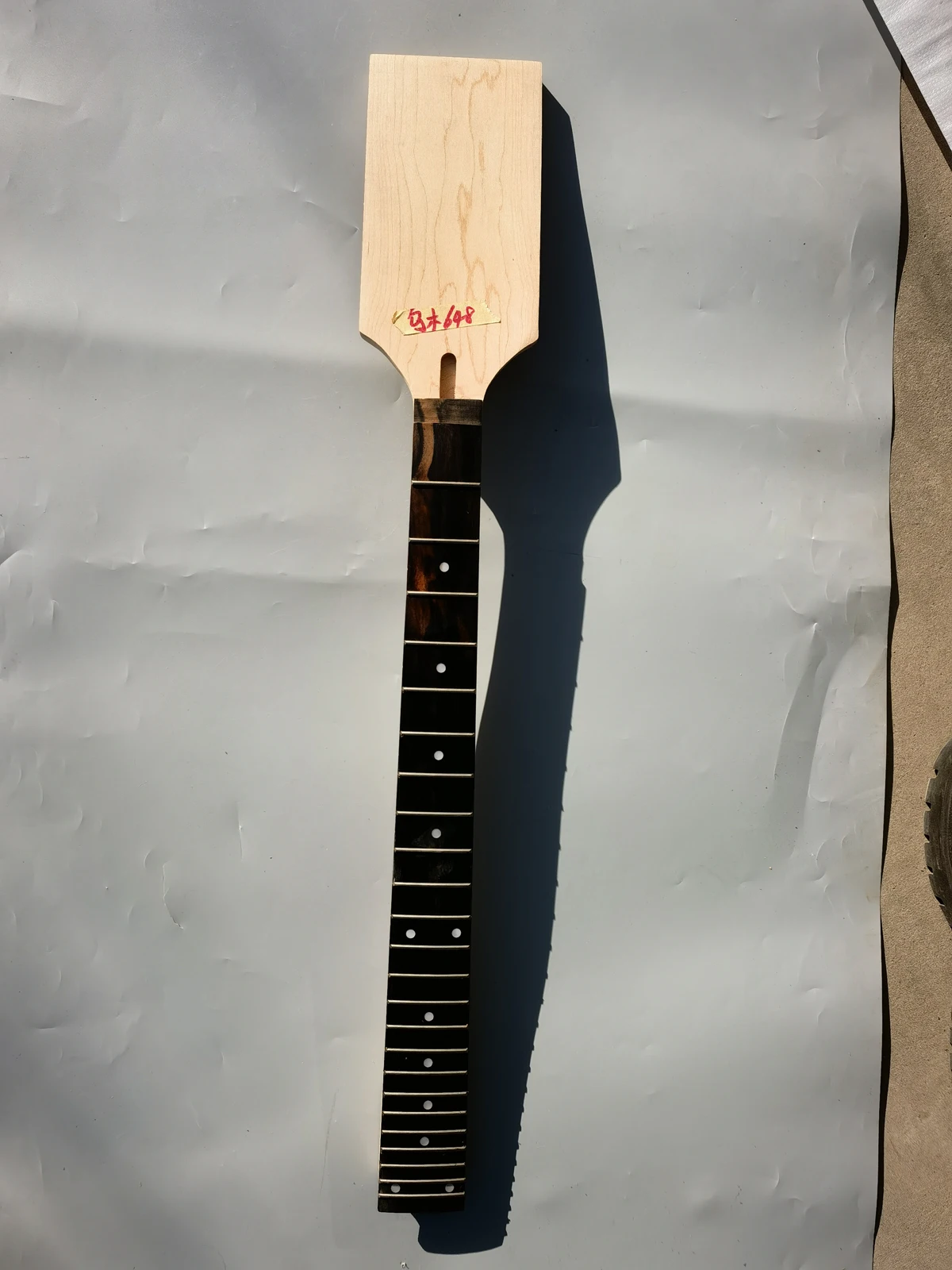 

Yinfente 24Fret Wide Guitar Neck25.5inch ebony Fretboard Paddle Head Bolt on Necks D30-4
