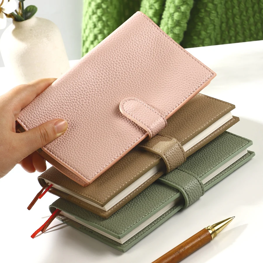 Cuaderno planificador semanal A6 | Funda de cuero compacta, ideal para On - the - Go Scheduling. ¡Manténgase su semana organizó sin esfuerzo!