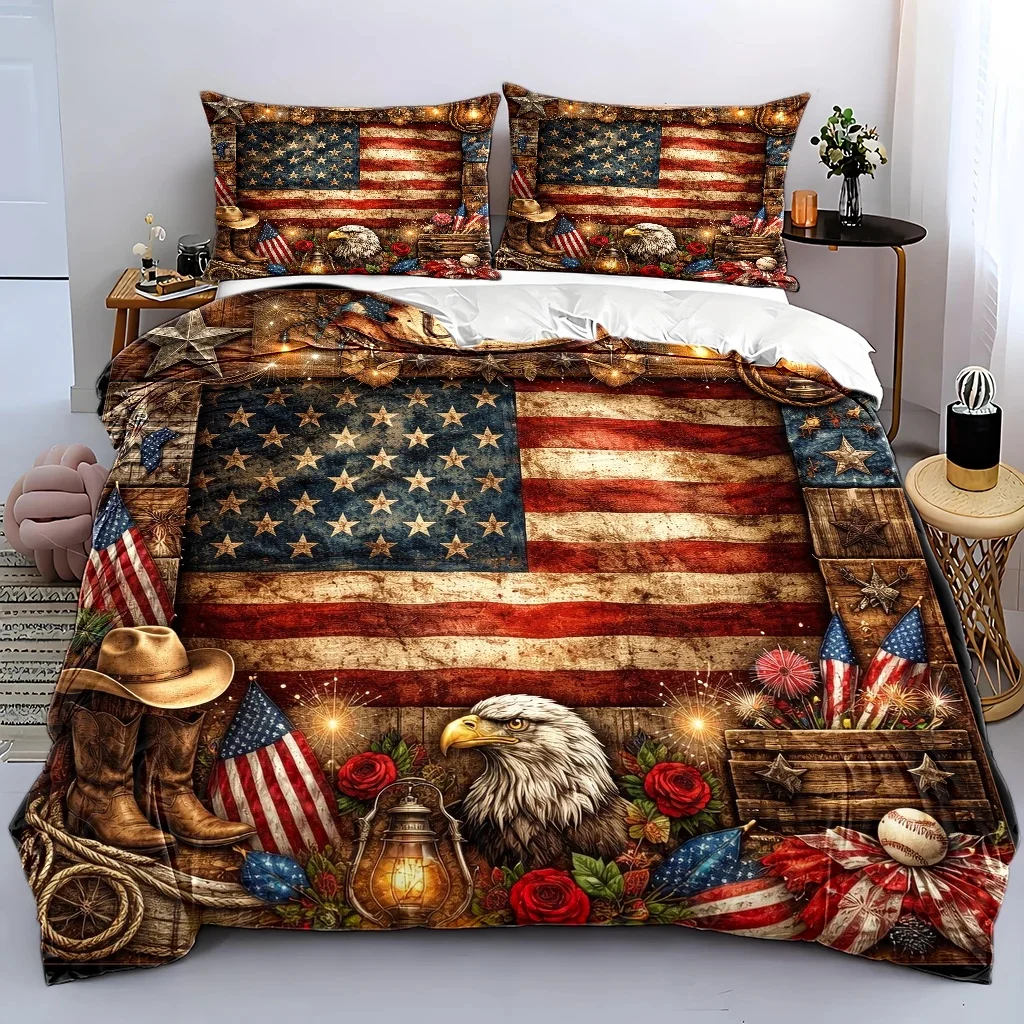 3Pc American Retro Flag-Themed Duvet Cover Set, Three-Piece Bed Set (1*Duvet Cover + 2*Pillowcases), Suitable for All Seasons, Machine Washable, with Invisible Zipper, Large Double Bed Cover Set, Suitable for Home, Dormitory, Master Bedroom, Guest Room, Includes Eagle and Cowboy Elements, American-Style Bedding Set, Vintage Distressed Stars and Stripes American Country-Style Bedding Set, Cross-Border Bestseller American Patriotic Style Duvet Cover Set, Bedroom Decoration with American-Themed Elements