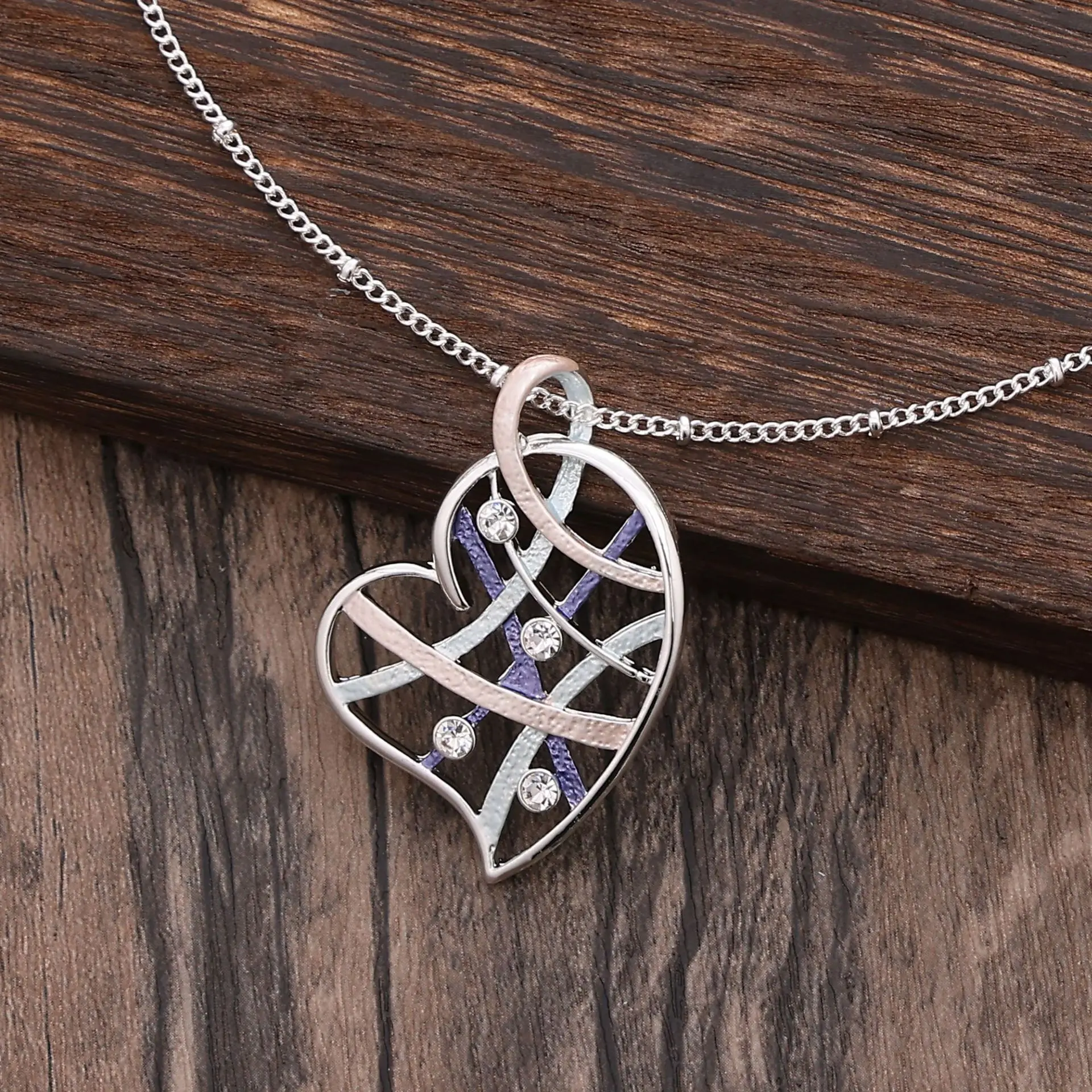 new color oil geometric lines love diamond pendant, fashionable and simple women's high-end necklace