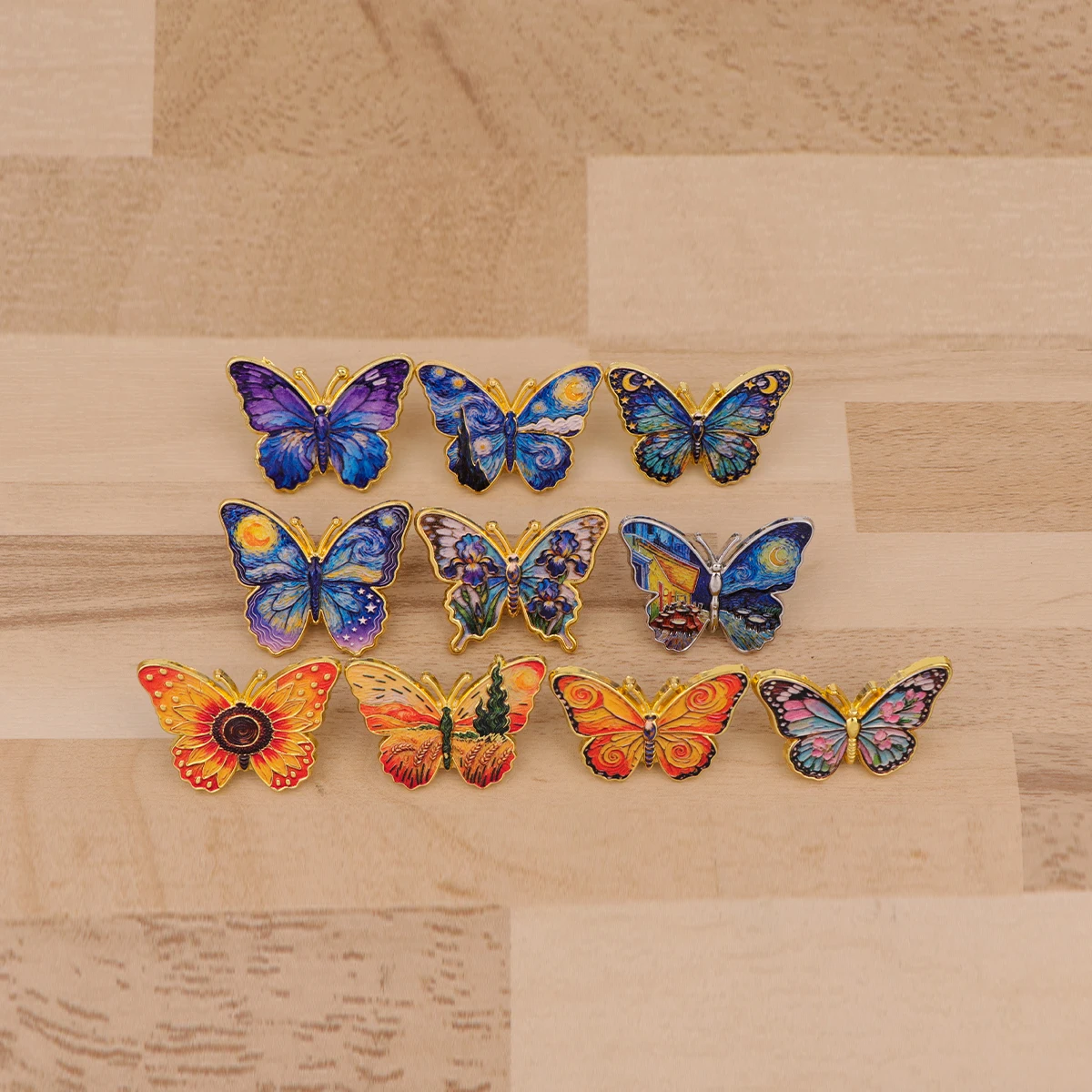 Starry Sky Sonnenblume Schmetterling Emaille Pins Broschen Frau Männer Rucksack Taschen Abzeichen Mode Revers Schmuck Freunde Geburtstag Geschenke
