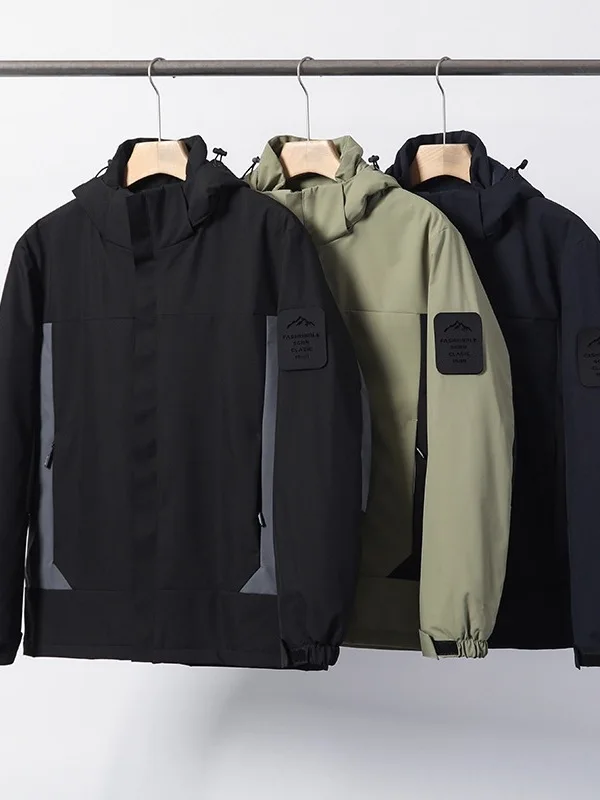 

Мужская зимняя утепленная куртка для активного отдыха с капюшоном, водонепроницаемая, с цветными вставками, термоотражающая, повседневная, Cleanfit Sle