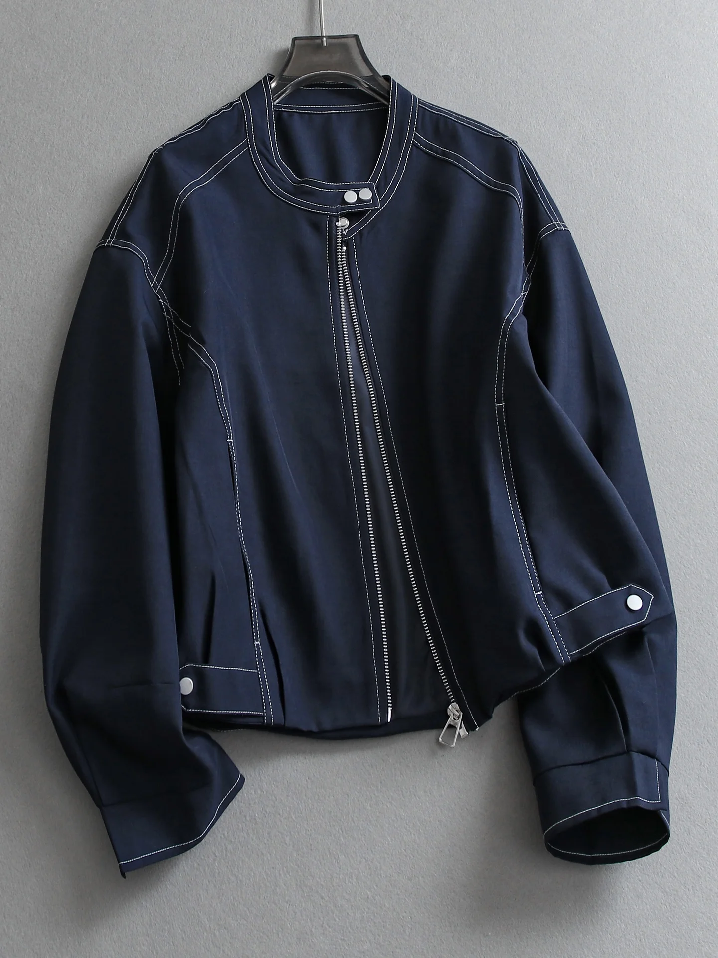 

Loose Fit Long Sleeve Baseball Style Jacket Women's Outerwear Spring 2026 Casual Style Polyester Fiber Slimming Effect
