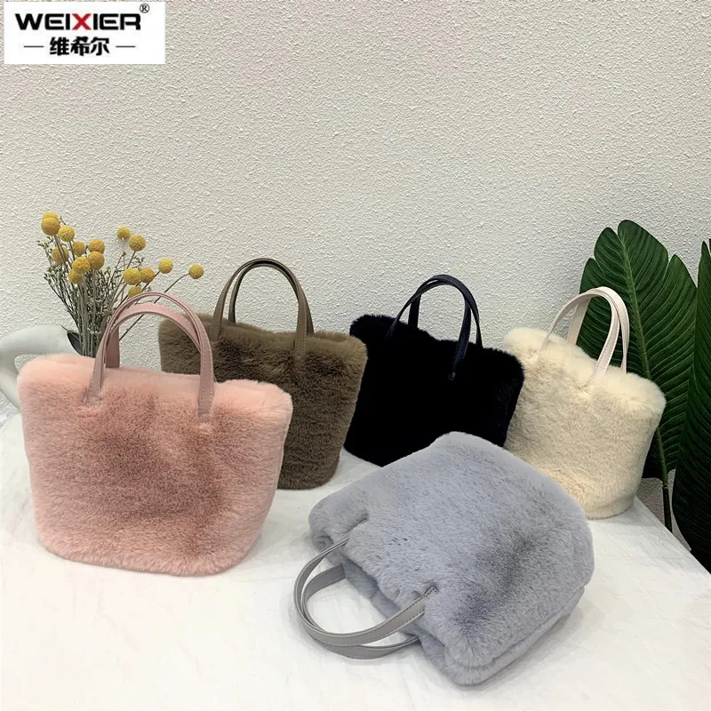 Faux Pelz Einfarbig Frauen Handtaschen Luxus Designer Damen Unterarm Taschen Winter Plüsch Weiblichen Pelzigen Schulter Tasche Kleine Tote Geldbörse