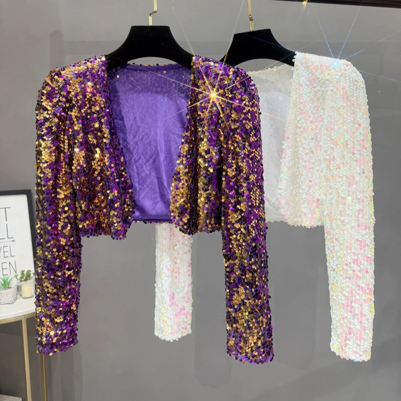 Damen-Pailletten-Cardigan, kurz, langärmelig, glitzerndes Oberteil, funkelndes Bühnenkostüm, Party- und Clubkleidung, Tanzkostüm, Oberbekleidung, T-Shirt. – Detail 3