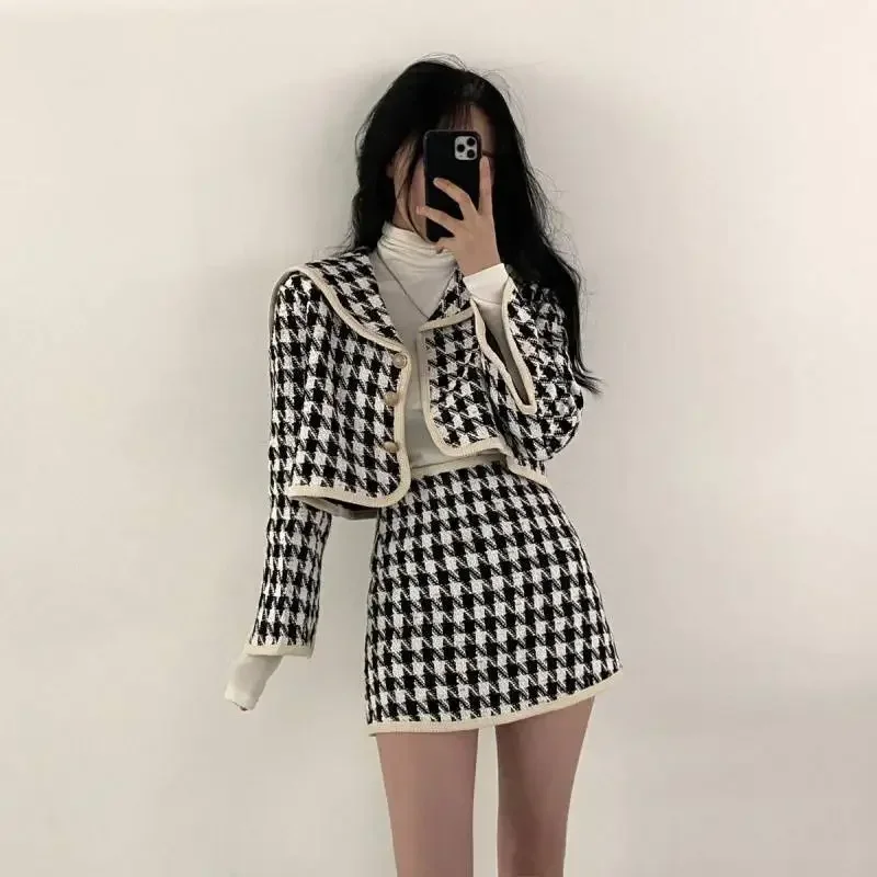 

Small Fragrance Dress Thousand-bird Lattice Splicing Short Coat High Fanny Pack Hip Half Skirt Stylish Two-piece Set