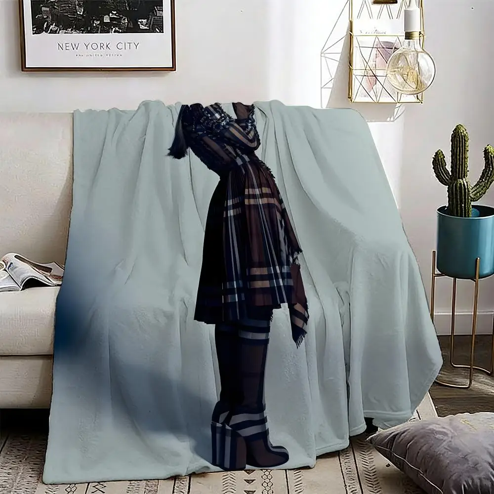 Singer Ethel Cain Music Album Throw Lightweight 240g Flannel Blanket Soft Skin-friendly for Summer Cooling